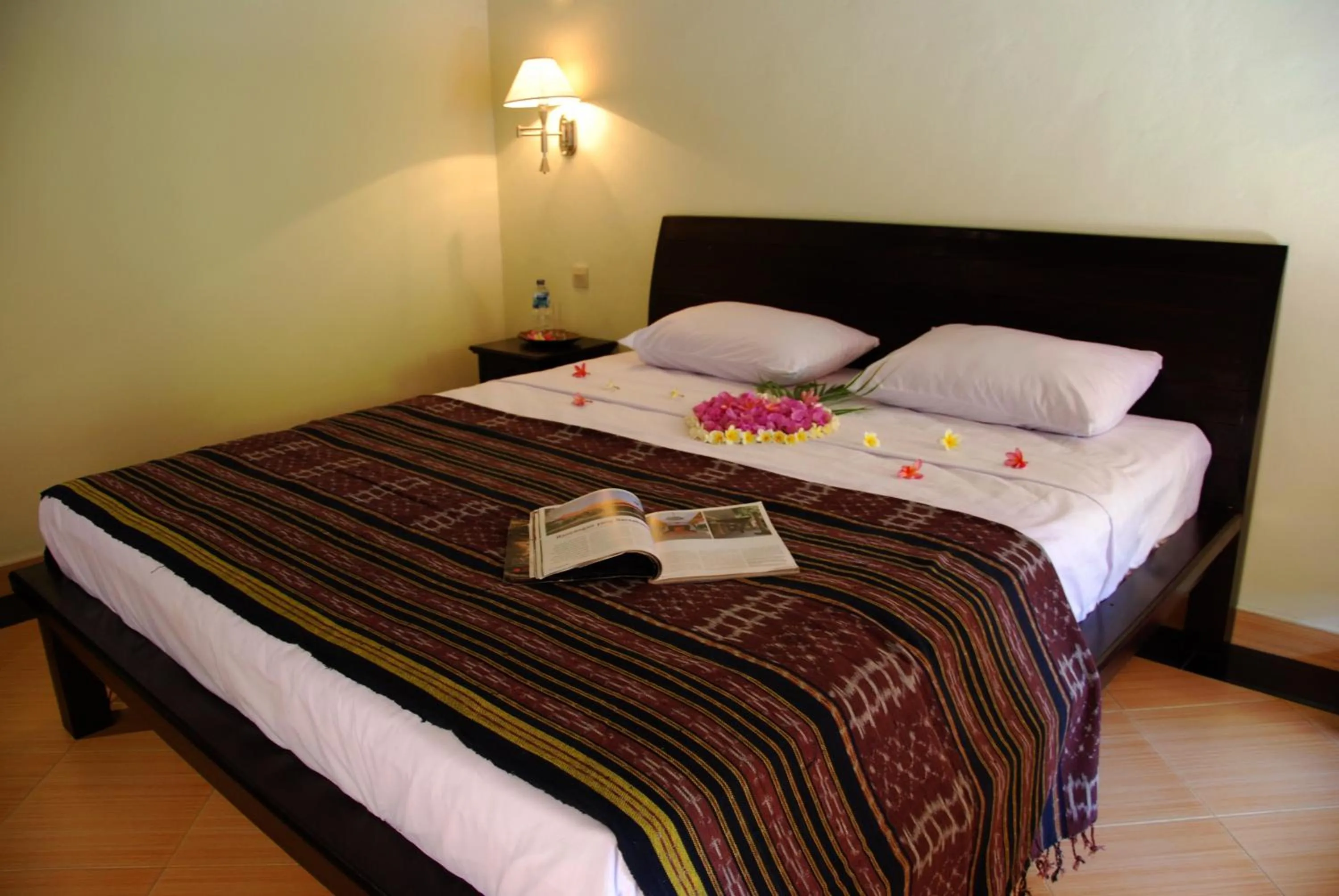 Bed in Trijaya Guest House Pemuteran