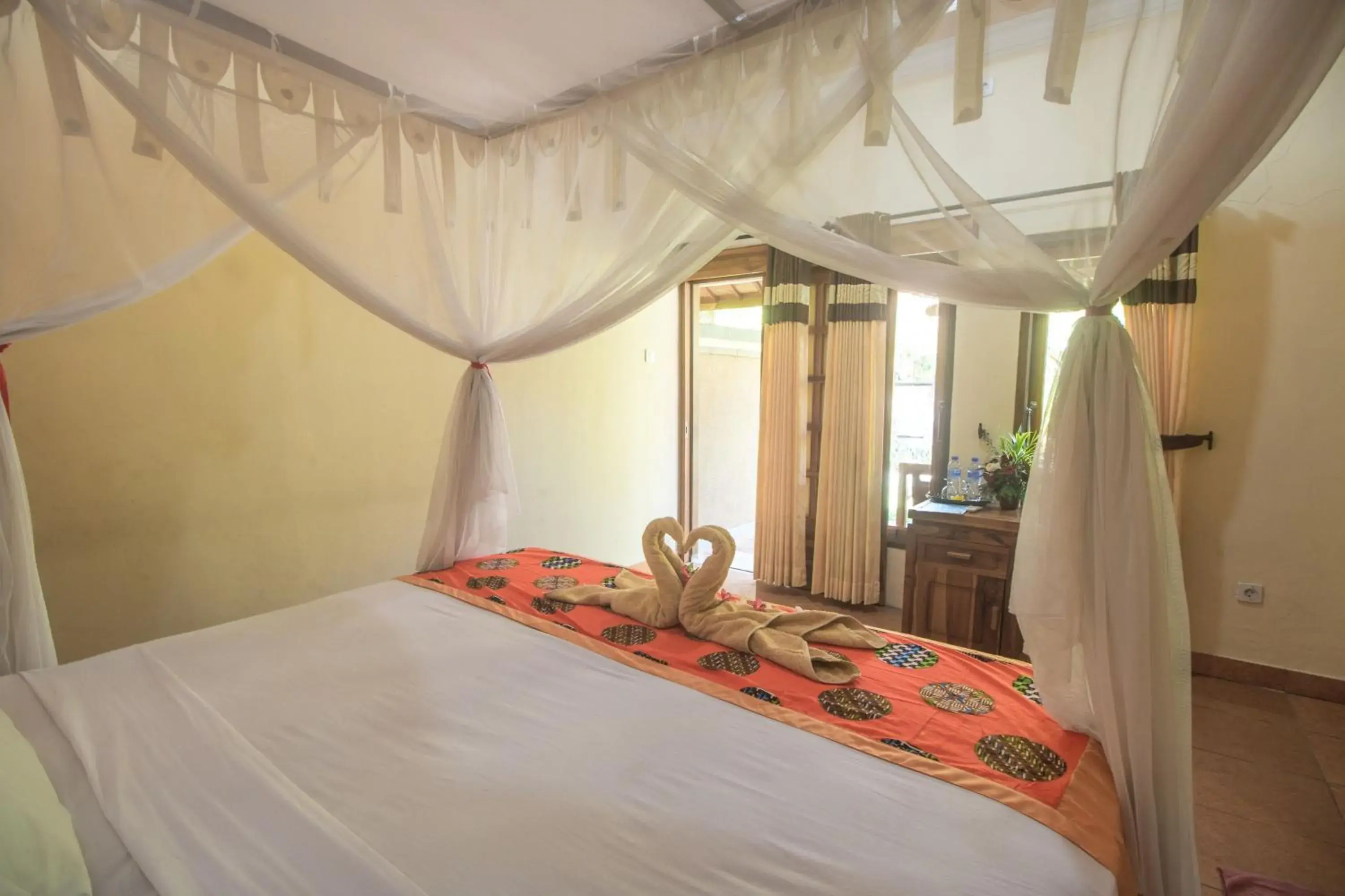 Superior Double or Twin Room in Trijaya Guest House Pemuteran Superior Double or Twin Room in Trijaya Guest House Pemuteran