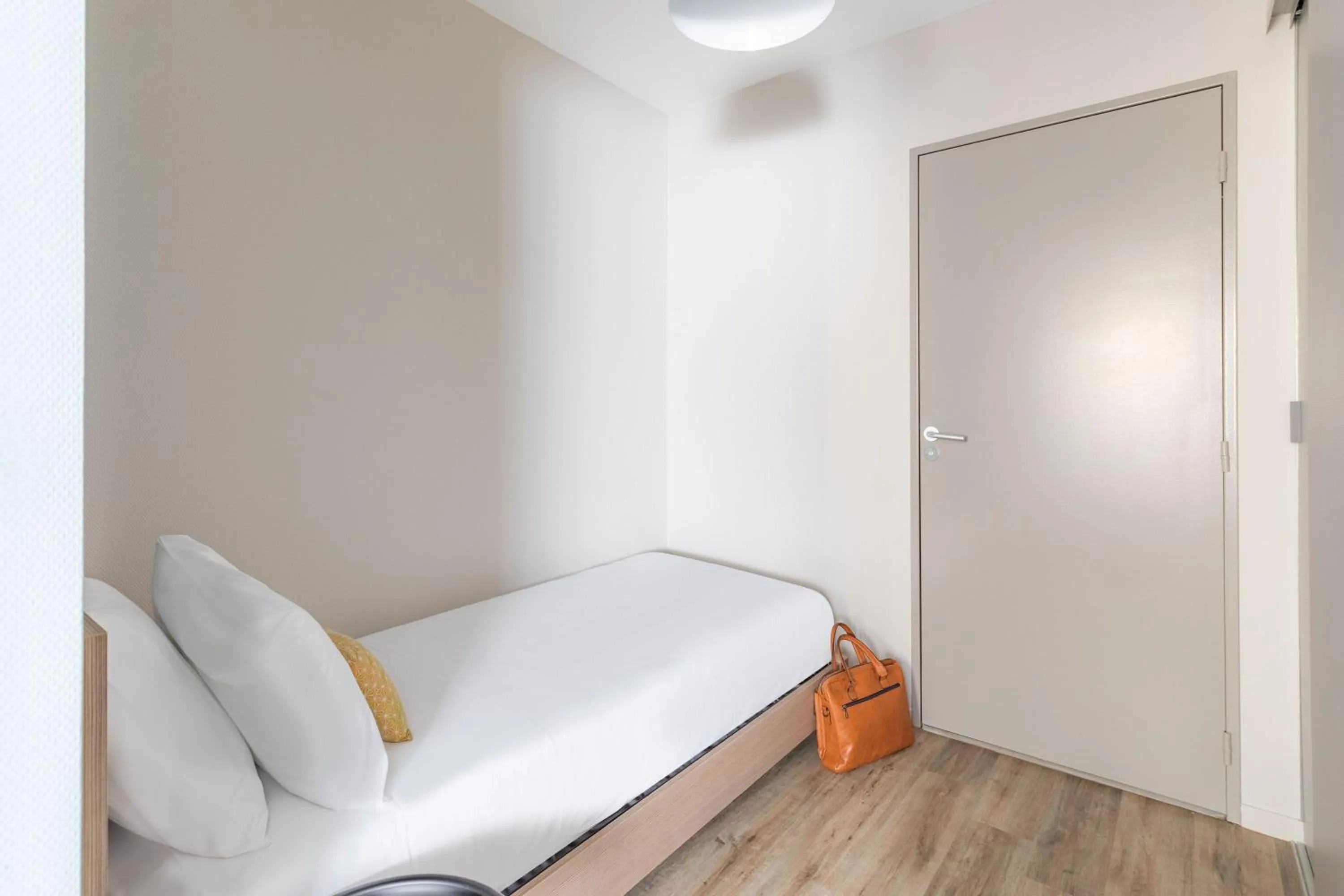 Bed in Appart'City Classic Valence