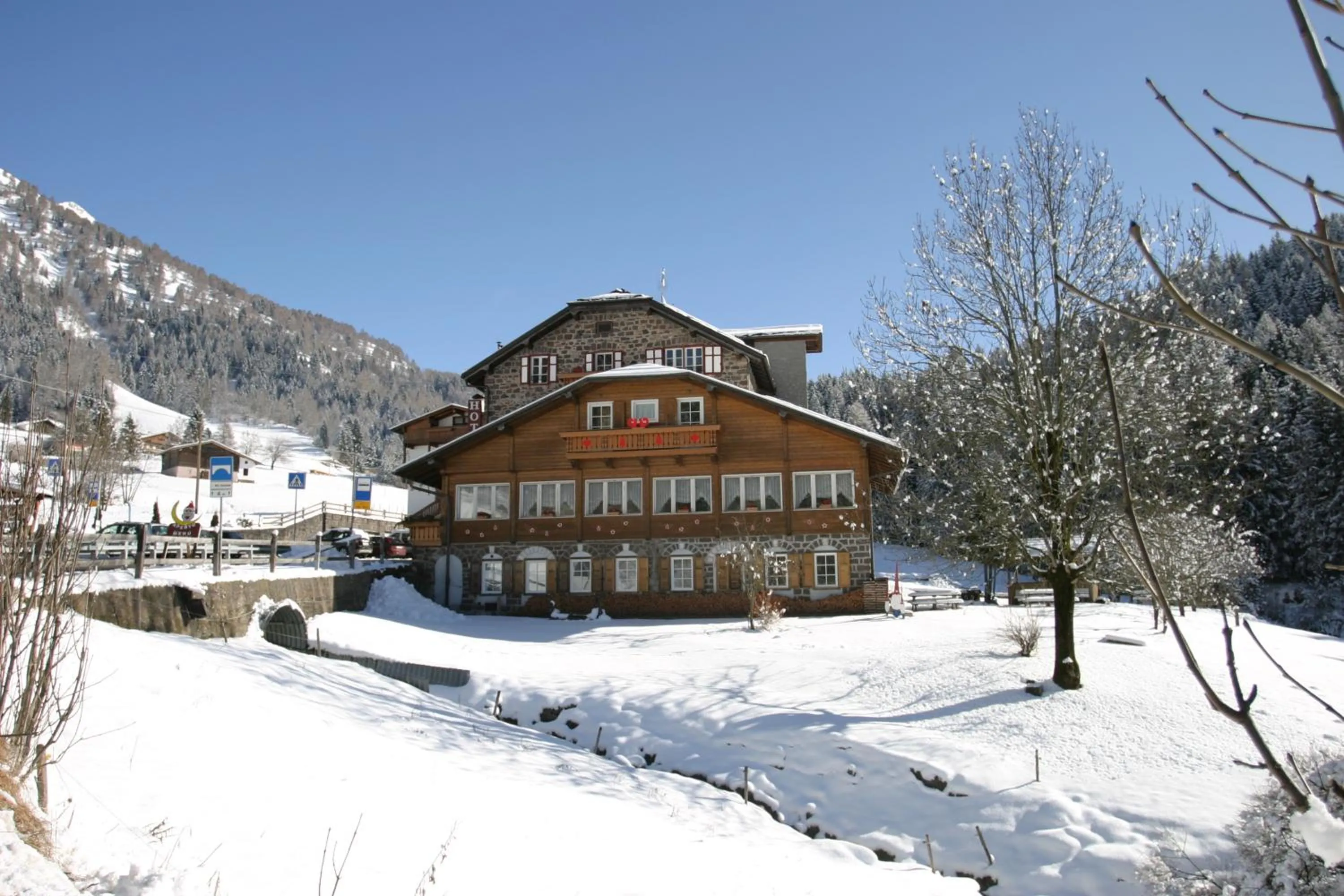 Property building in Small & Lovely Hotel Zaluna