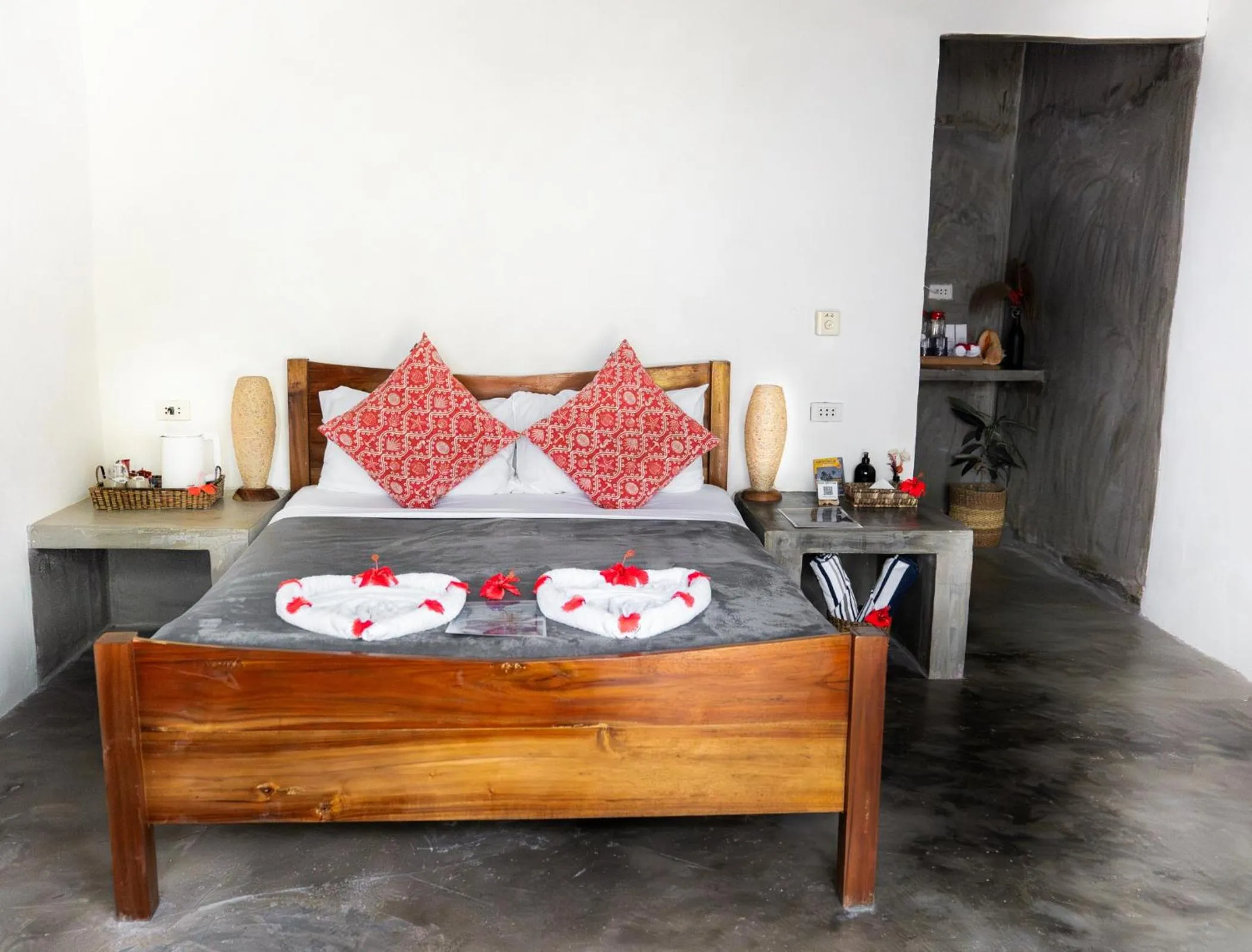 Bedroom, Bed in Bamboo Surf Beach