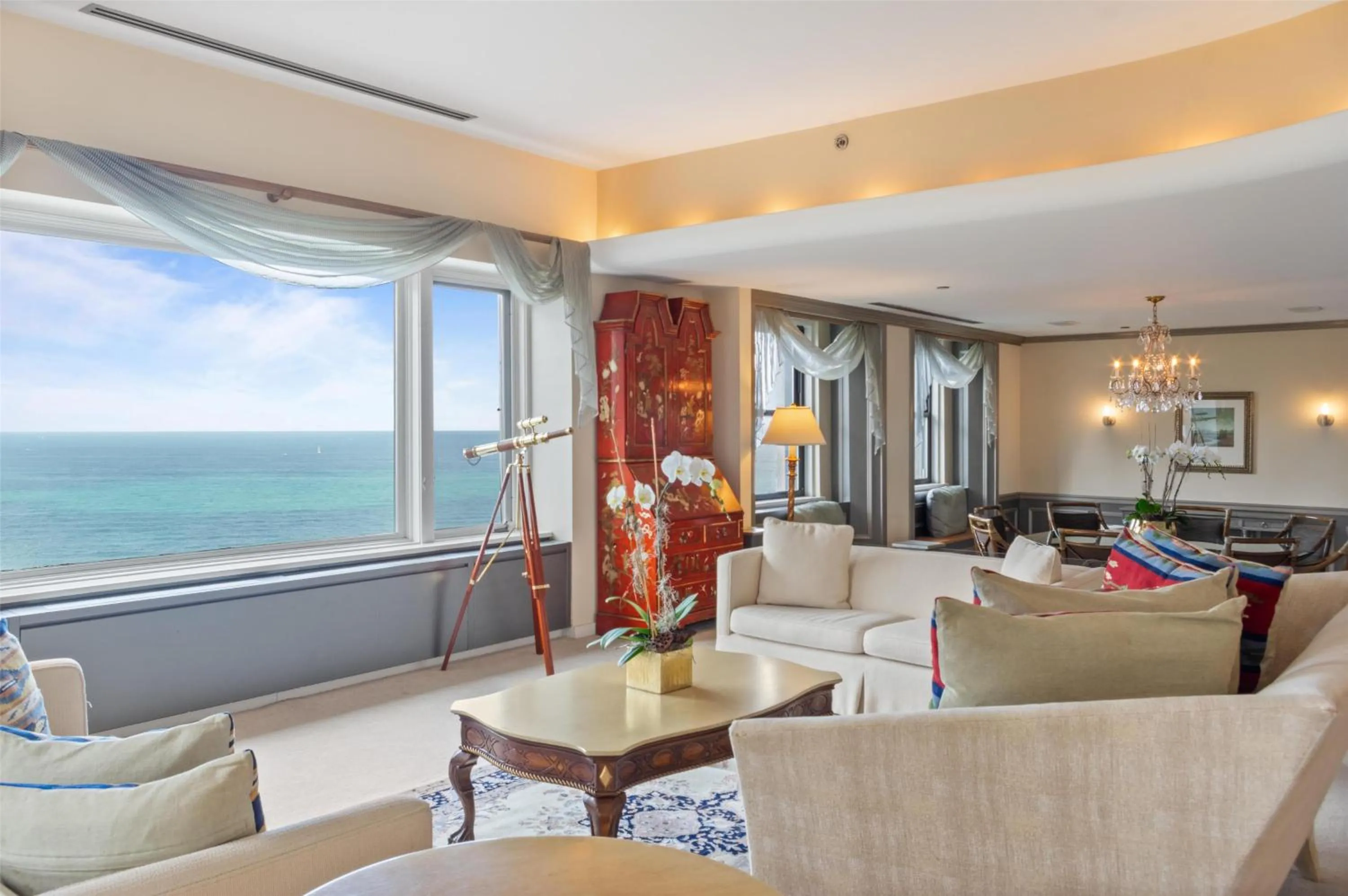 Living room in The Drake Hotel