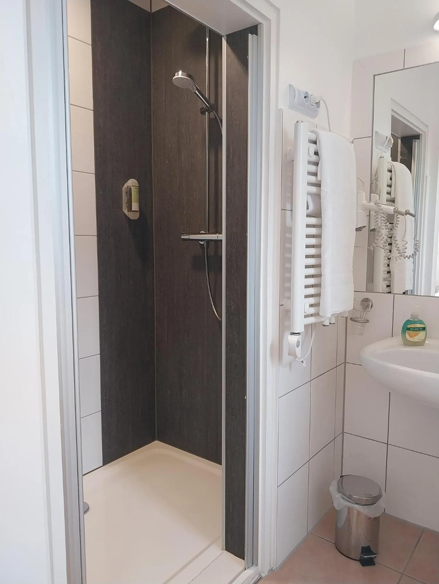 Bathroom in Gästehaus Langhammer