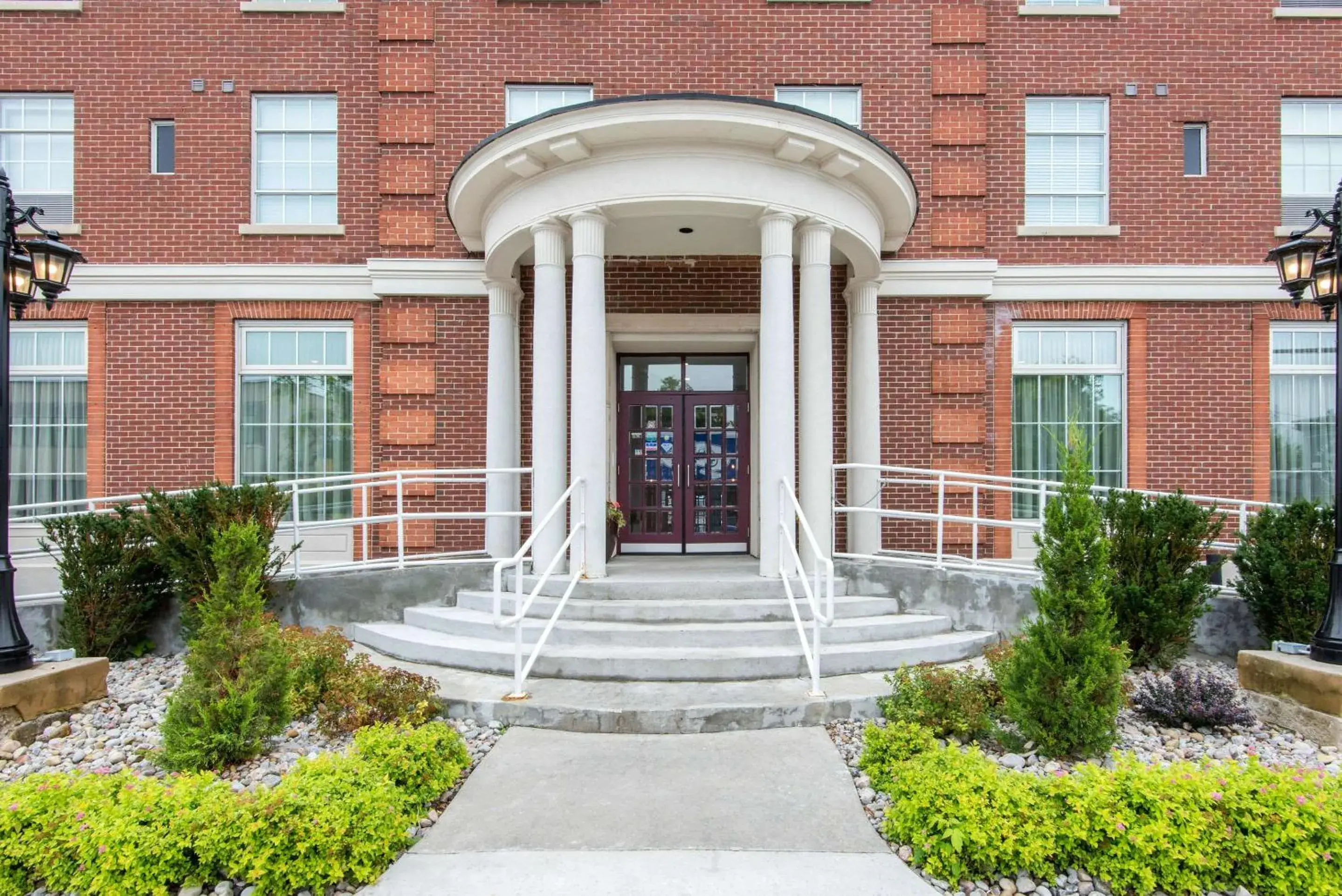 Property building in The Champlain Waterfront Hotel, an Ascend Collection Hotel Property building in The Champlain Waterfront Hotel, an Ascend Collection Hotel