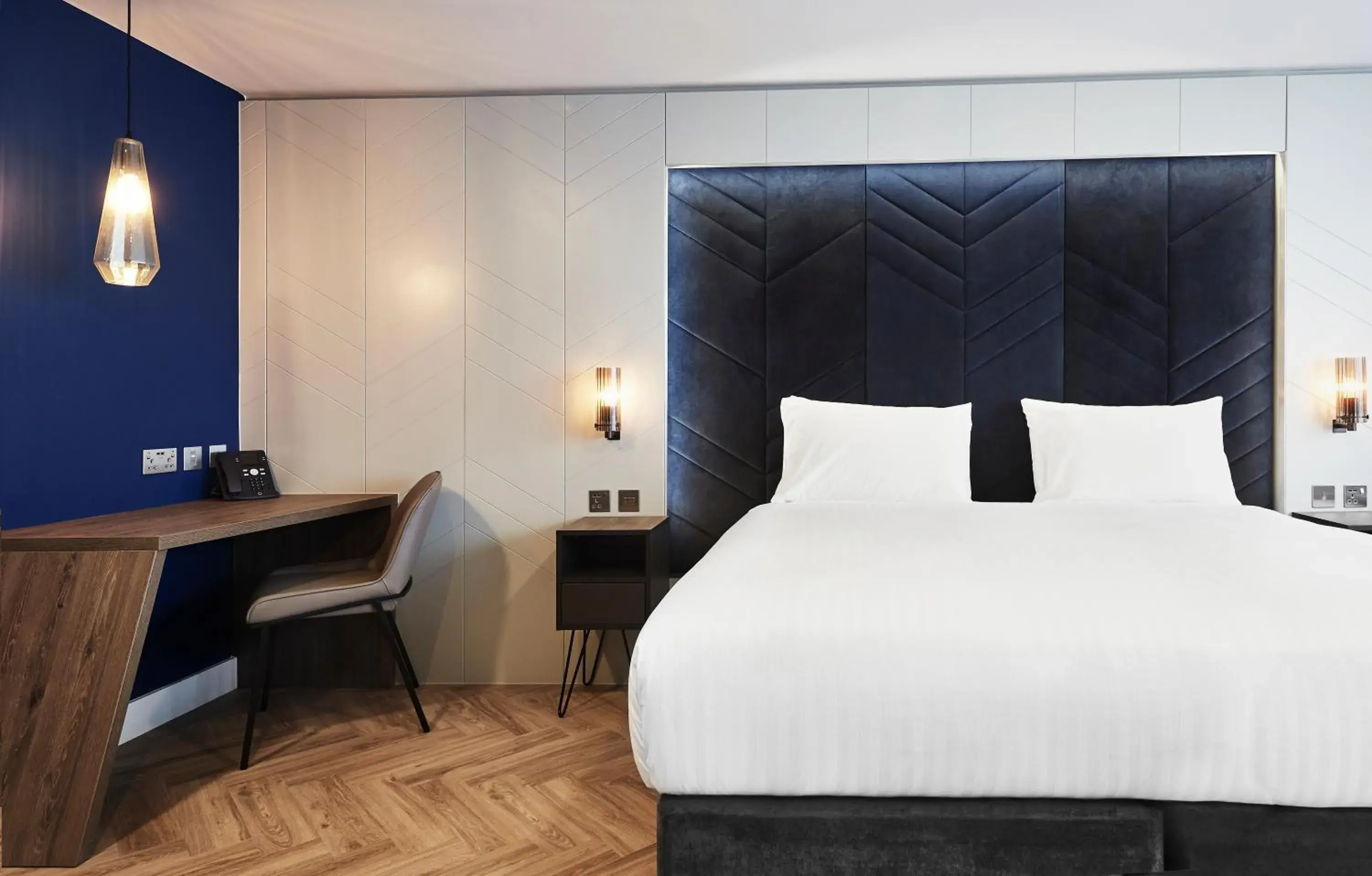 Bedroom, Bed in Roomzzz Newcastle City Bedroom, Bed in Roomzzz Newcastle City