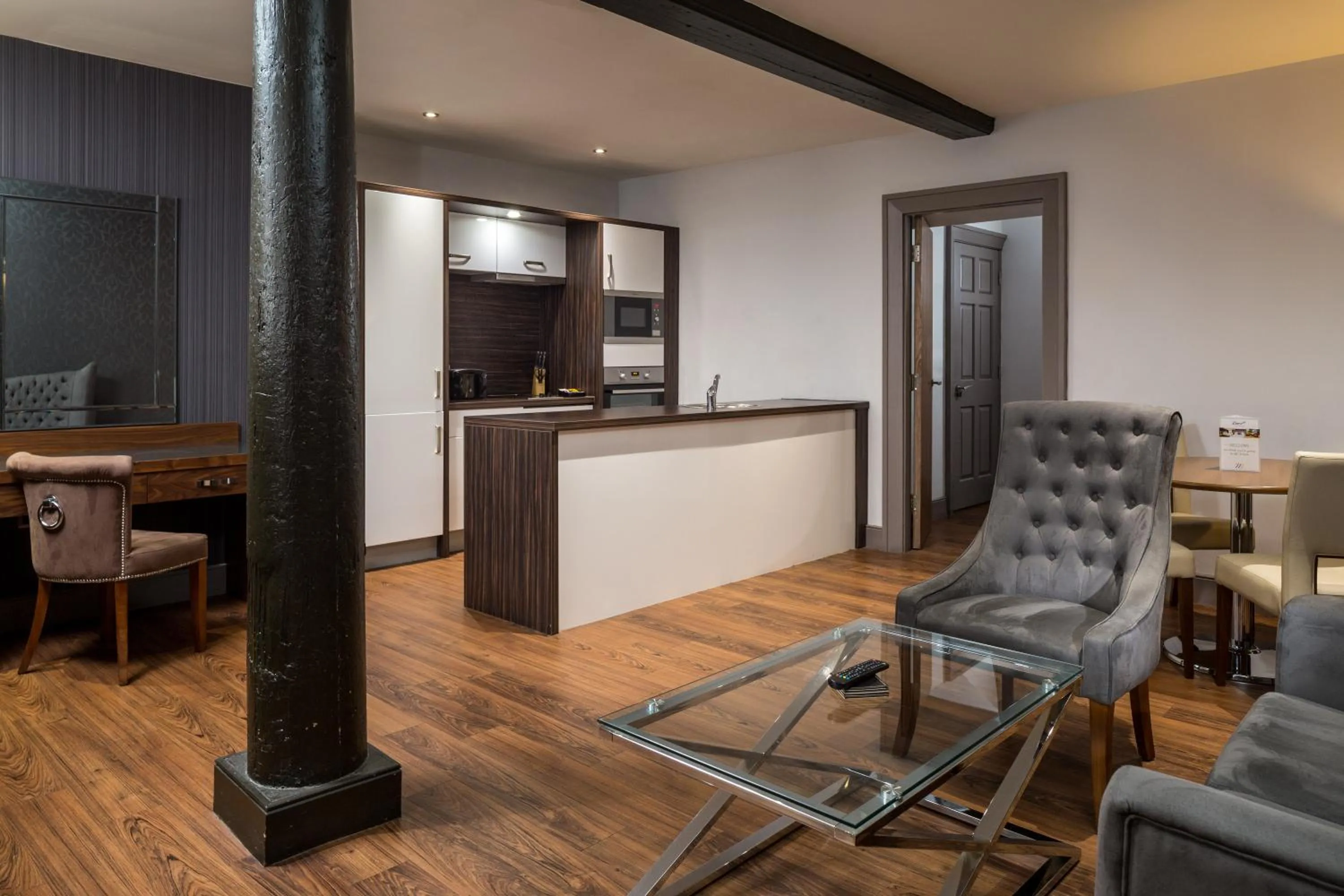 Kitchen or kitchenette in Roomzzz Newcastle City