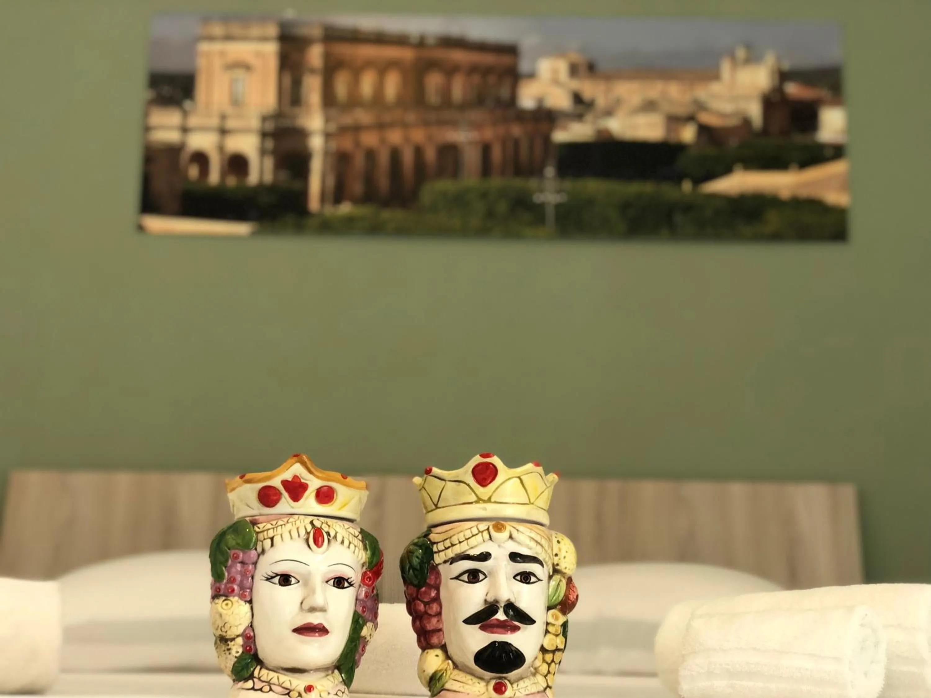 Decorative detail in La Madonnina