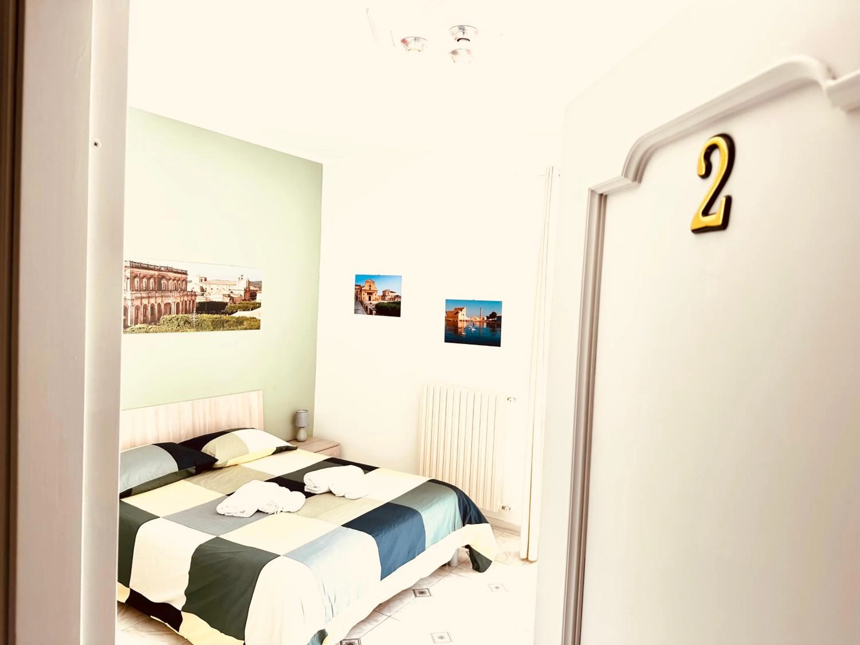 Bedroom, Bed in La Madonnina