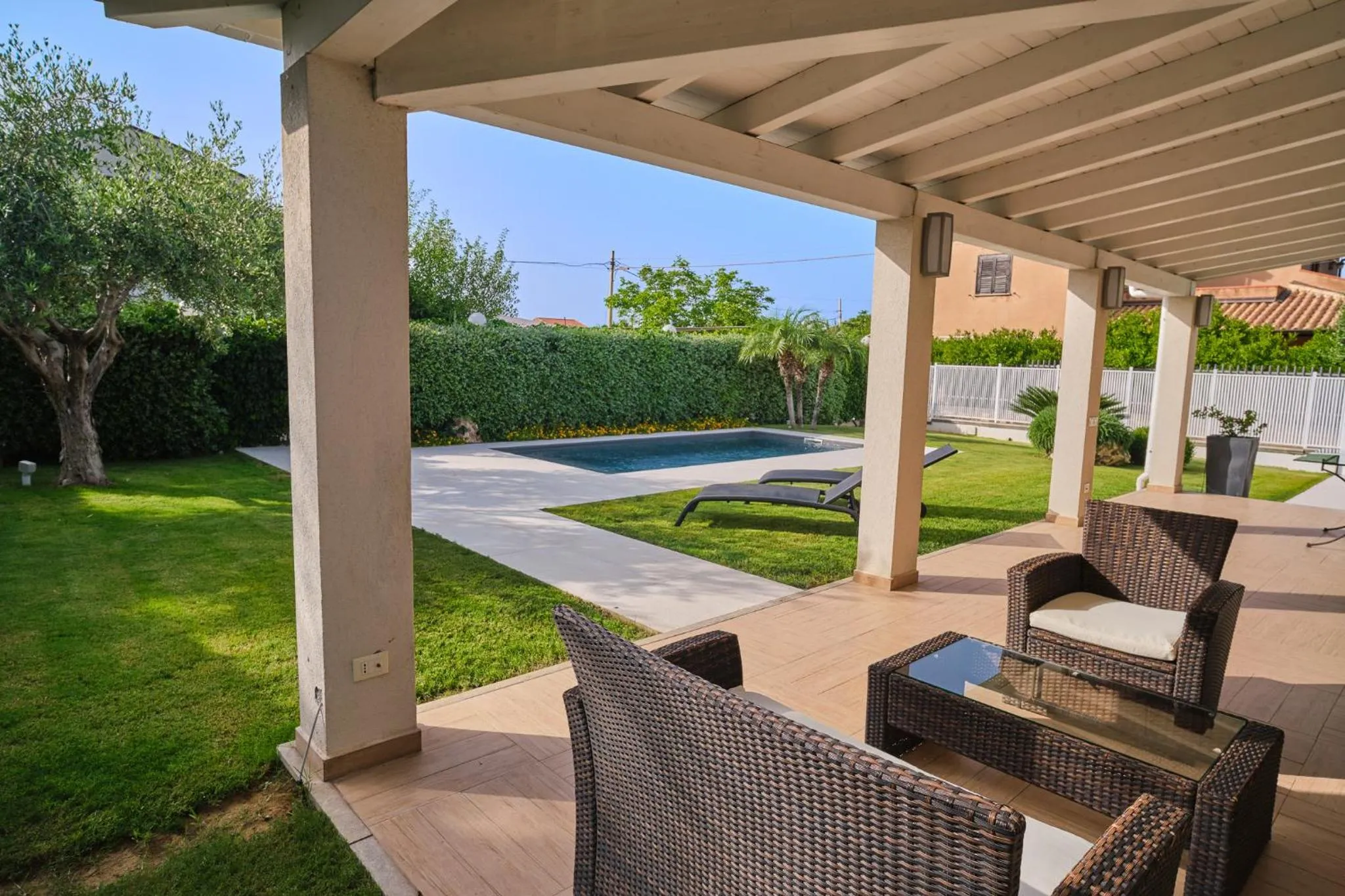 Property building in Villa Sicilia