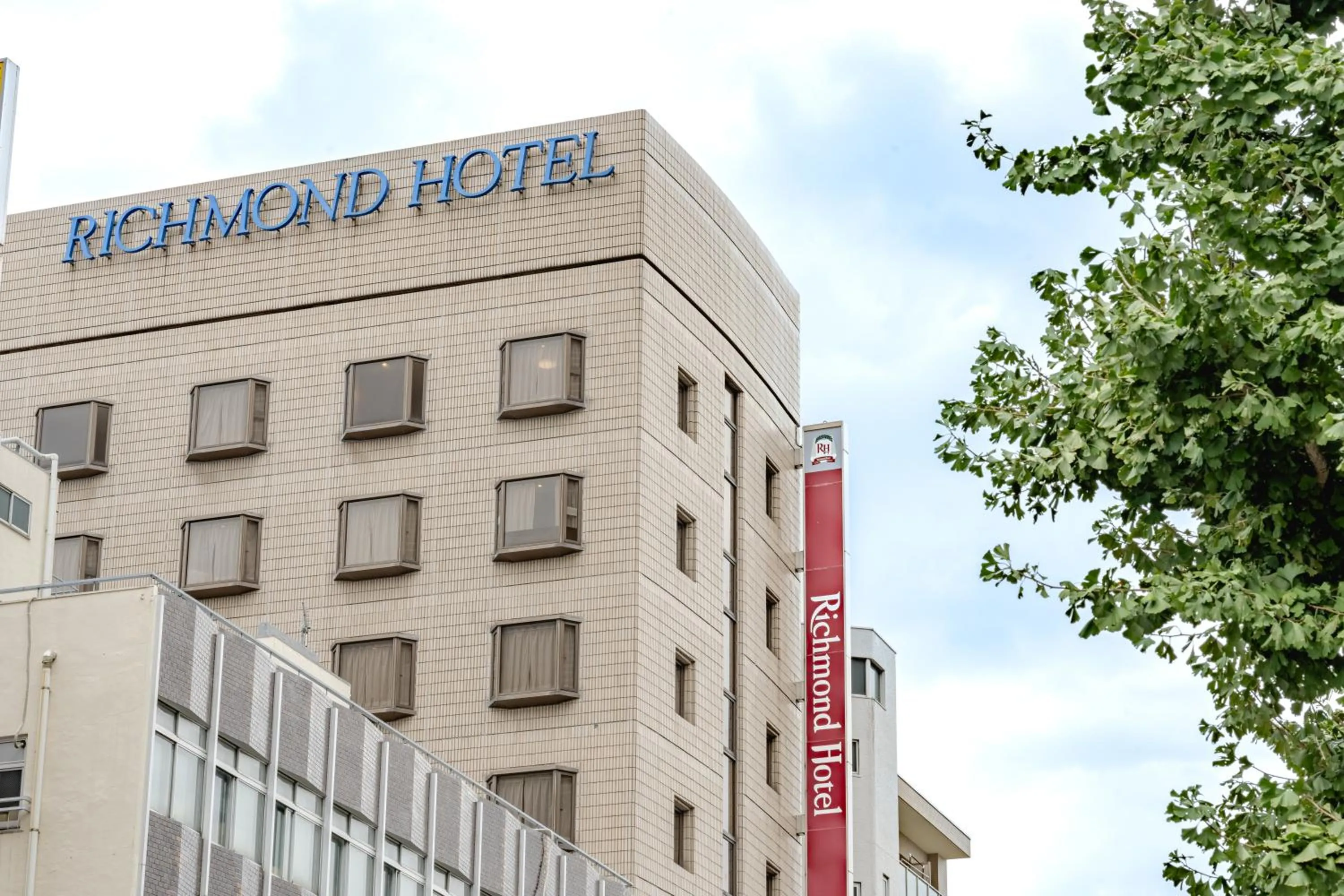 Property building in Richmond Hotel Tokyo Mejiro