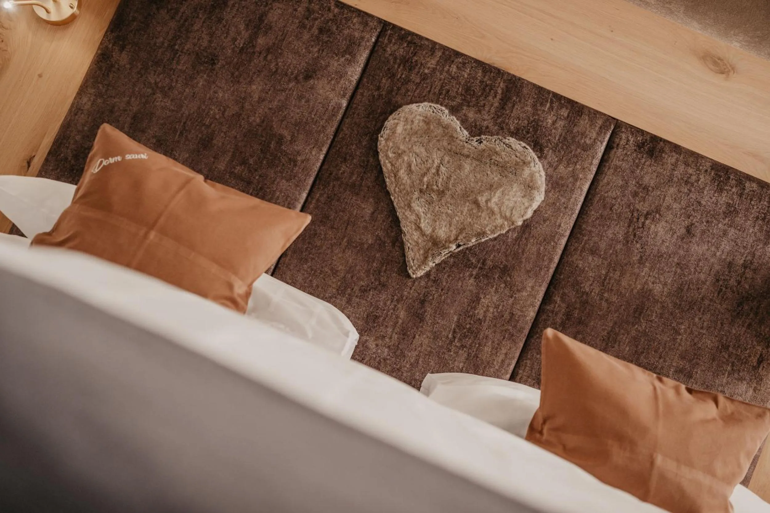 Bed in Freina Mountain Lifestyle Hotel