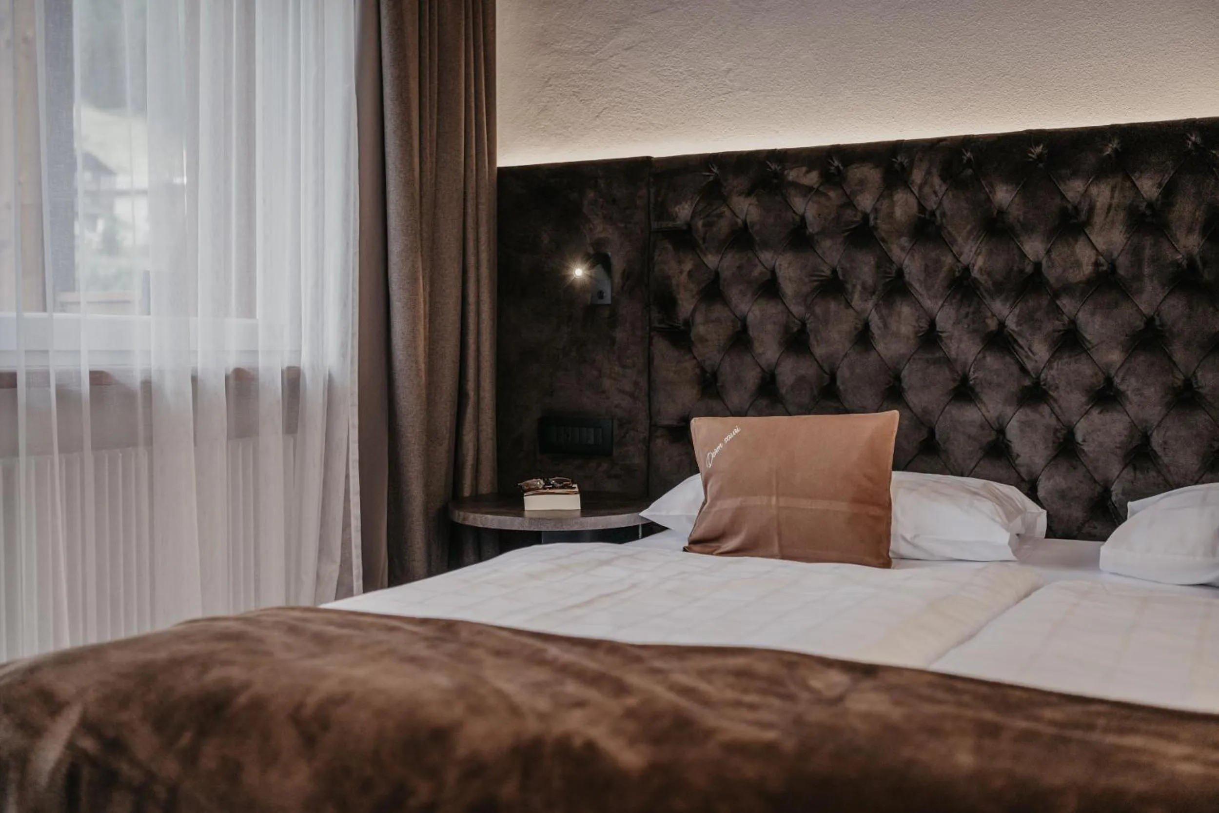 Bed in Freina Mountain Lifestyle Hotel