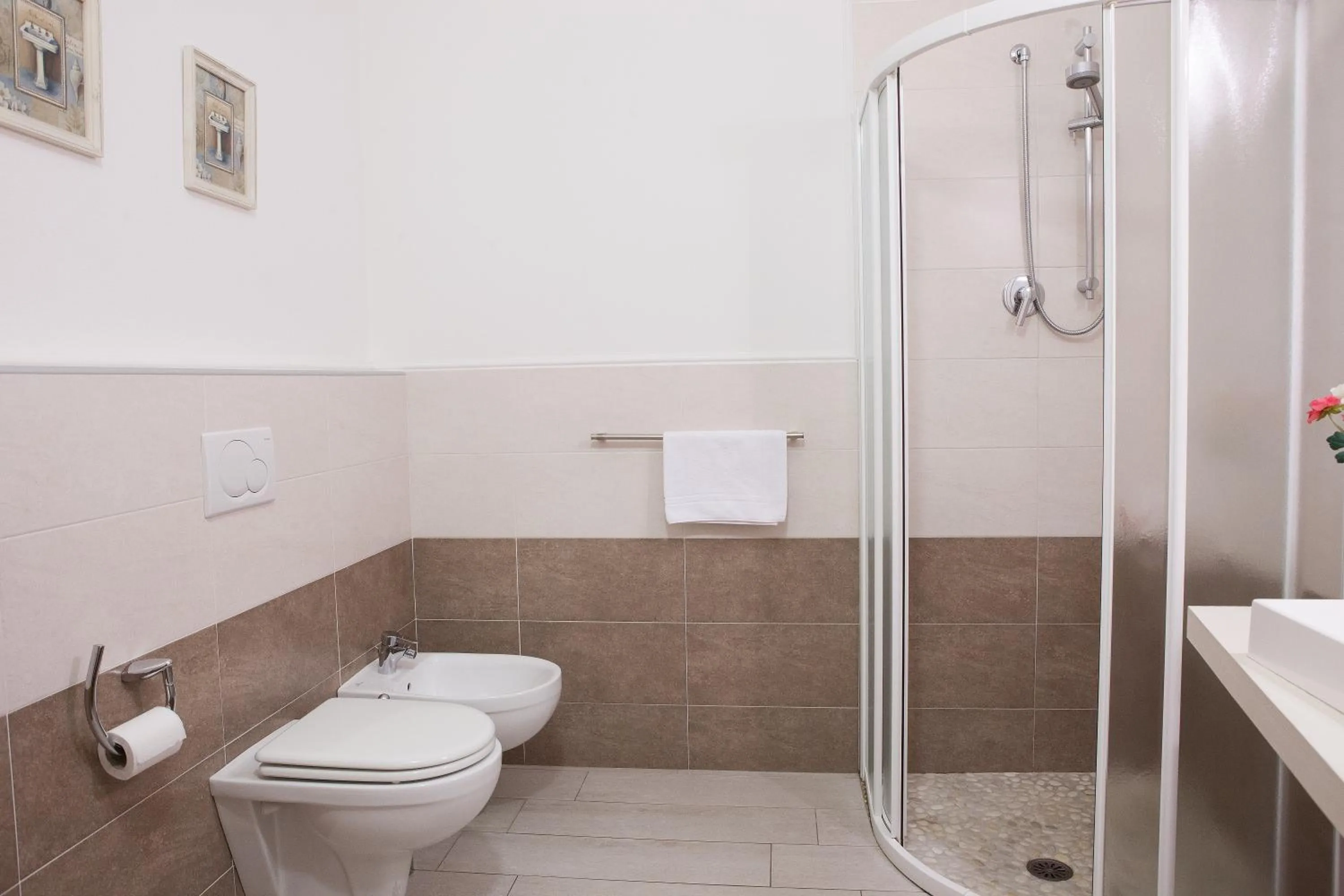 Bathroom in Botton d'Oro Pelabrocco