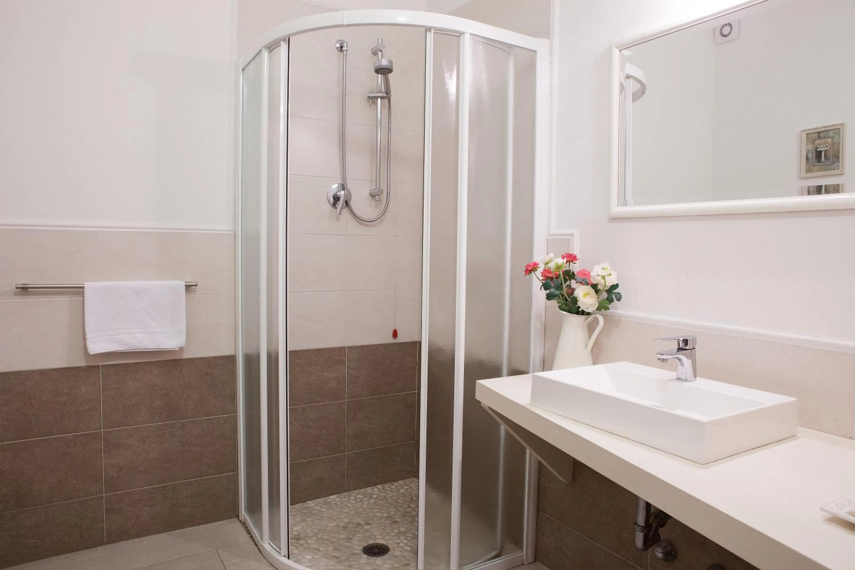 Bathroom in Botton d'Oro Pelabrocco