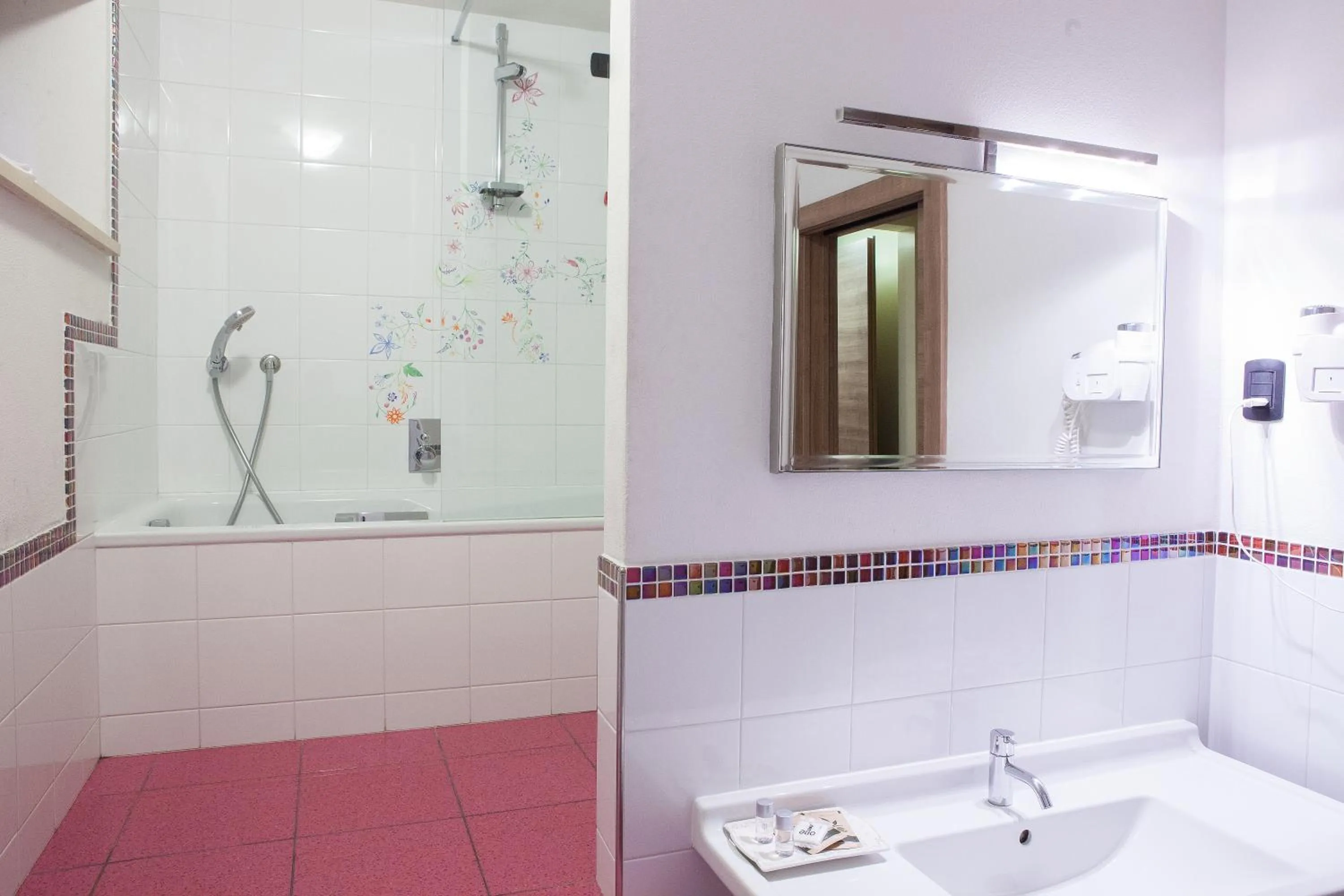 Bathroom in Botton d'Oro Pelabrocco