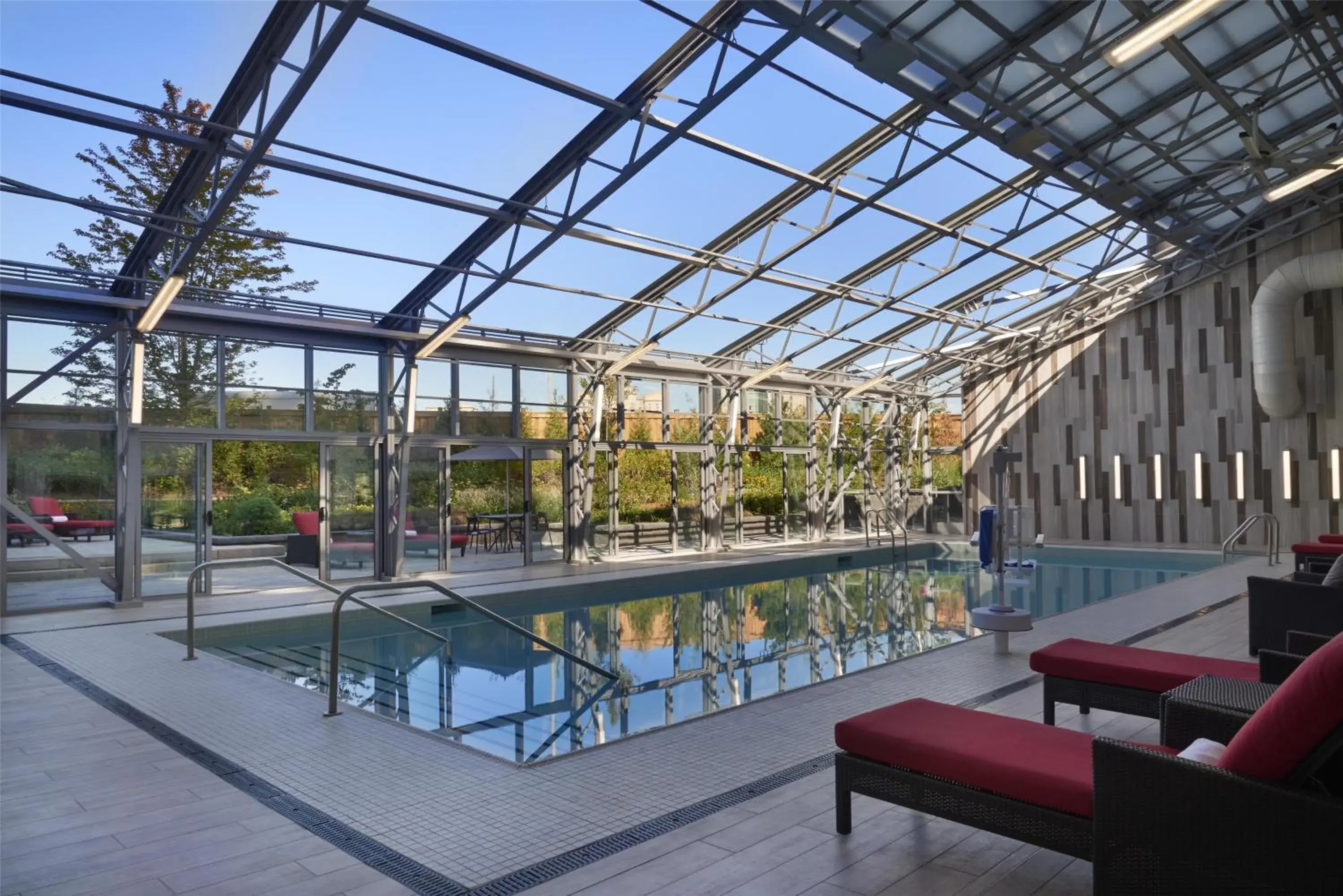 Pool view in Hilton Toronto Airport Hotel & Suites Pool view in Hilton Toronto Airport Hotel & Suites