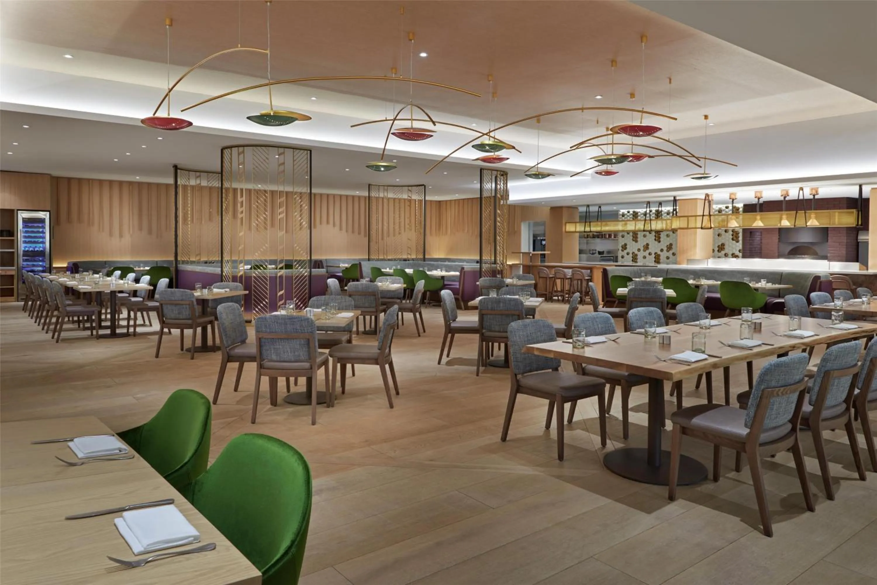 Restaurant/places to eat in Hilton Toronto Airport Hotel & Suites