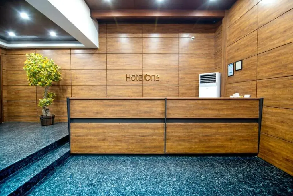 Lobby or reception in Hotel One Gulberg, Lahore Lobby or reception in Hotel One Gulberg, Lahore