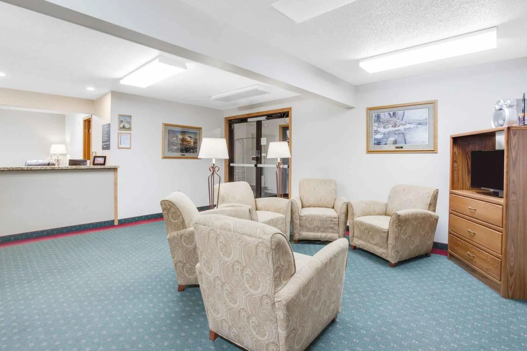 Lobby or reception in Super 8 by Wyndham Oelwein