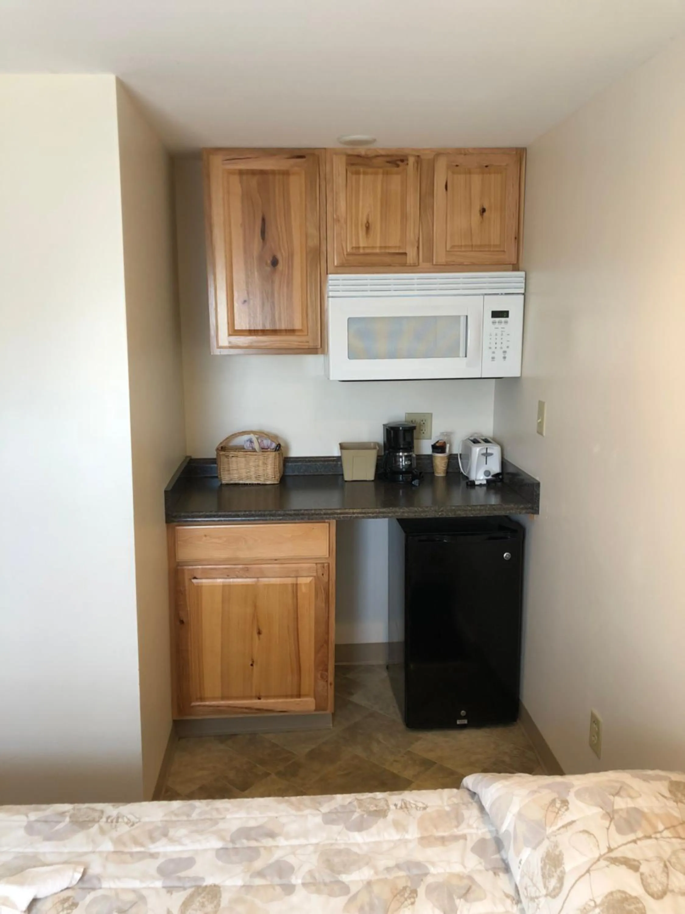 Alouette Beach Resort Economy Rooms