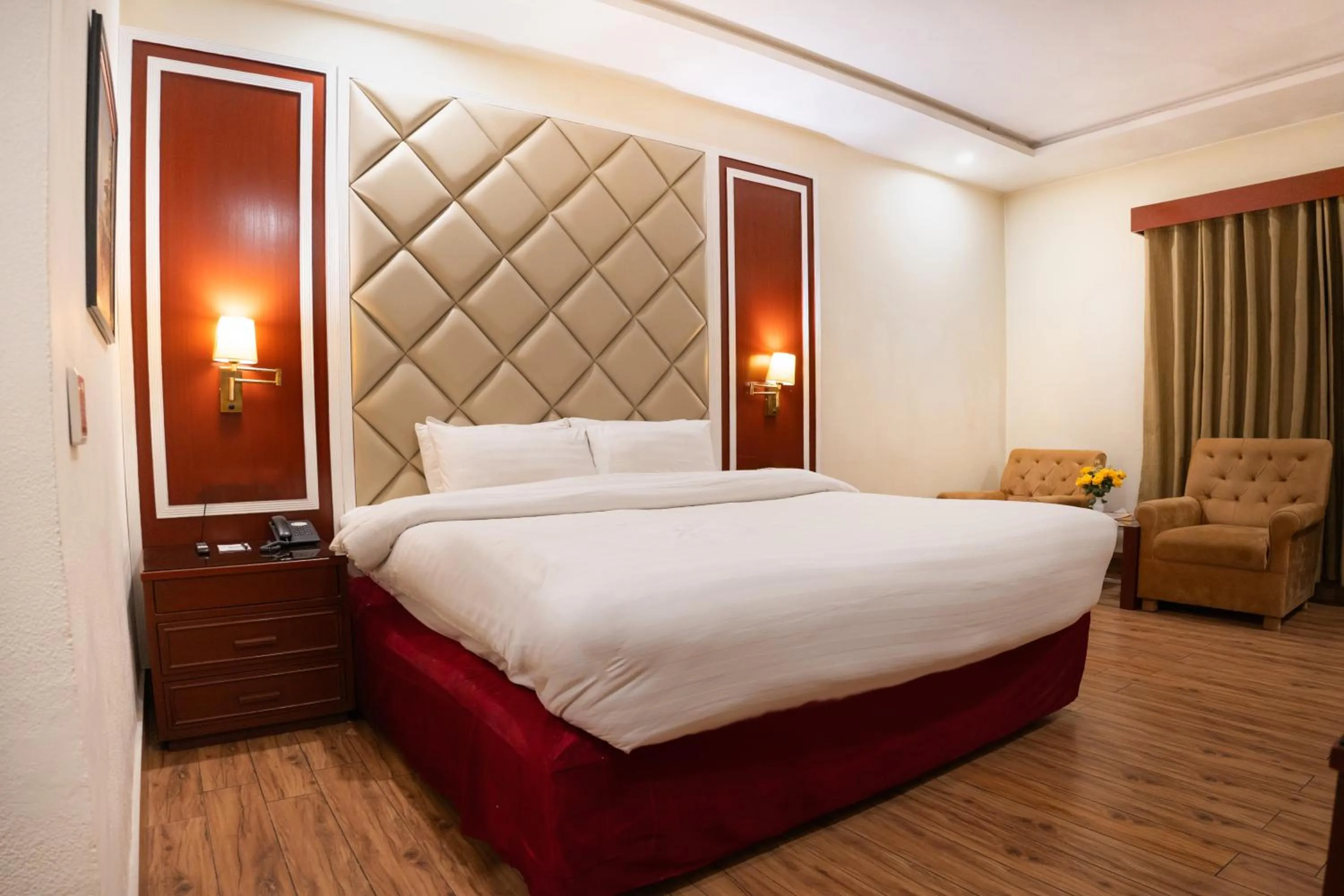 Bedroom, Bed in Hotel One Faisalabad