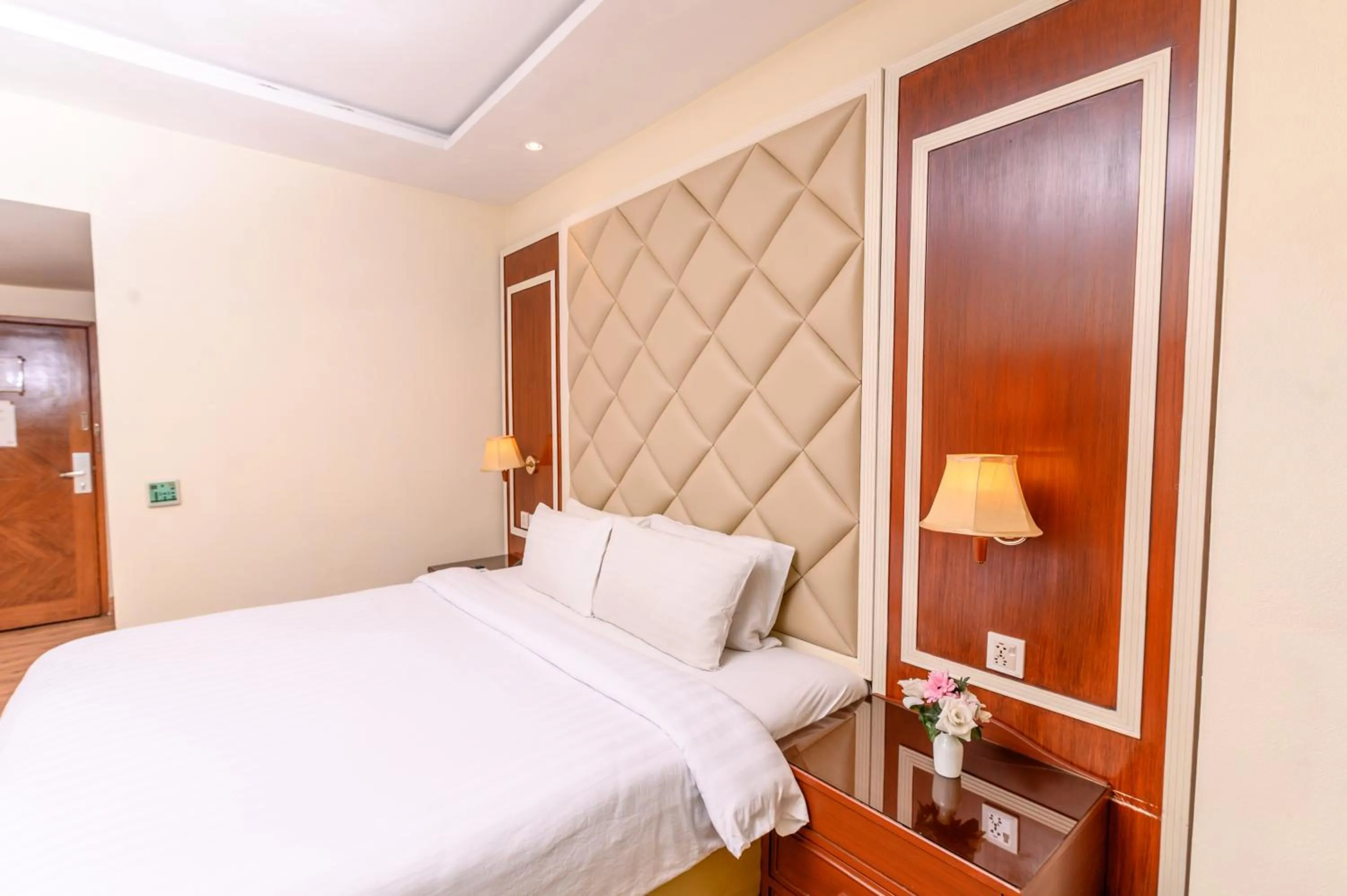 Bed in Hotel One Faisalabad