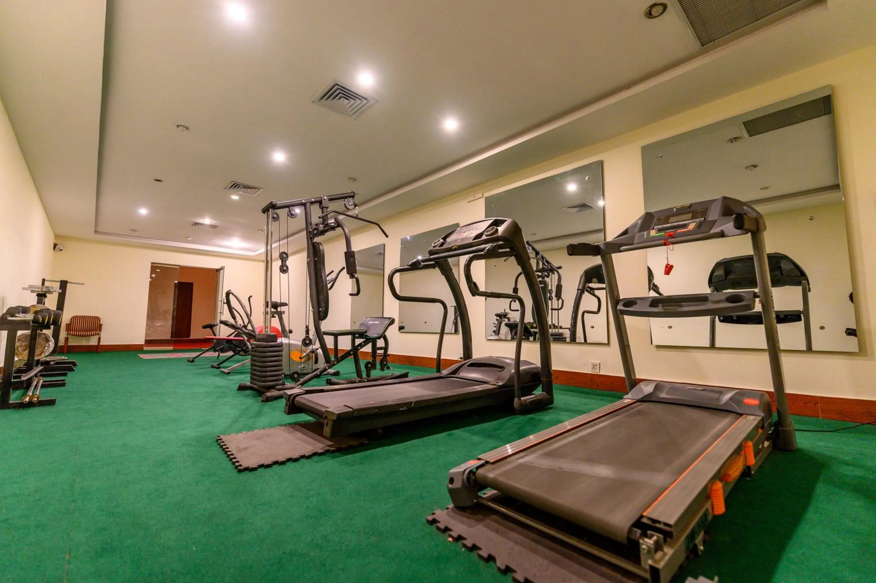 Fitness centre/facilities in Hotel One Faisalabad
