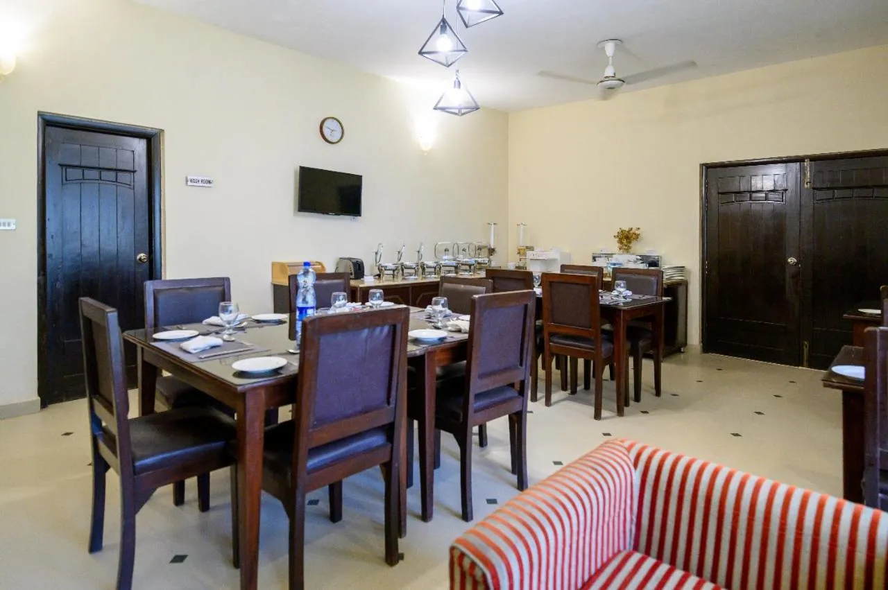 Restaurant/places to eat in Hotel One Bahawalpur