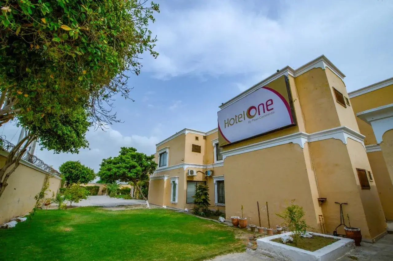 Property building in Hotel One Bahawalpur Property building in Hotel One Bahawalpur