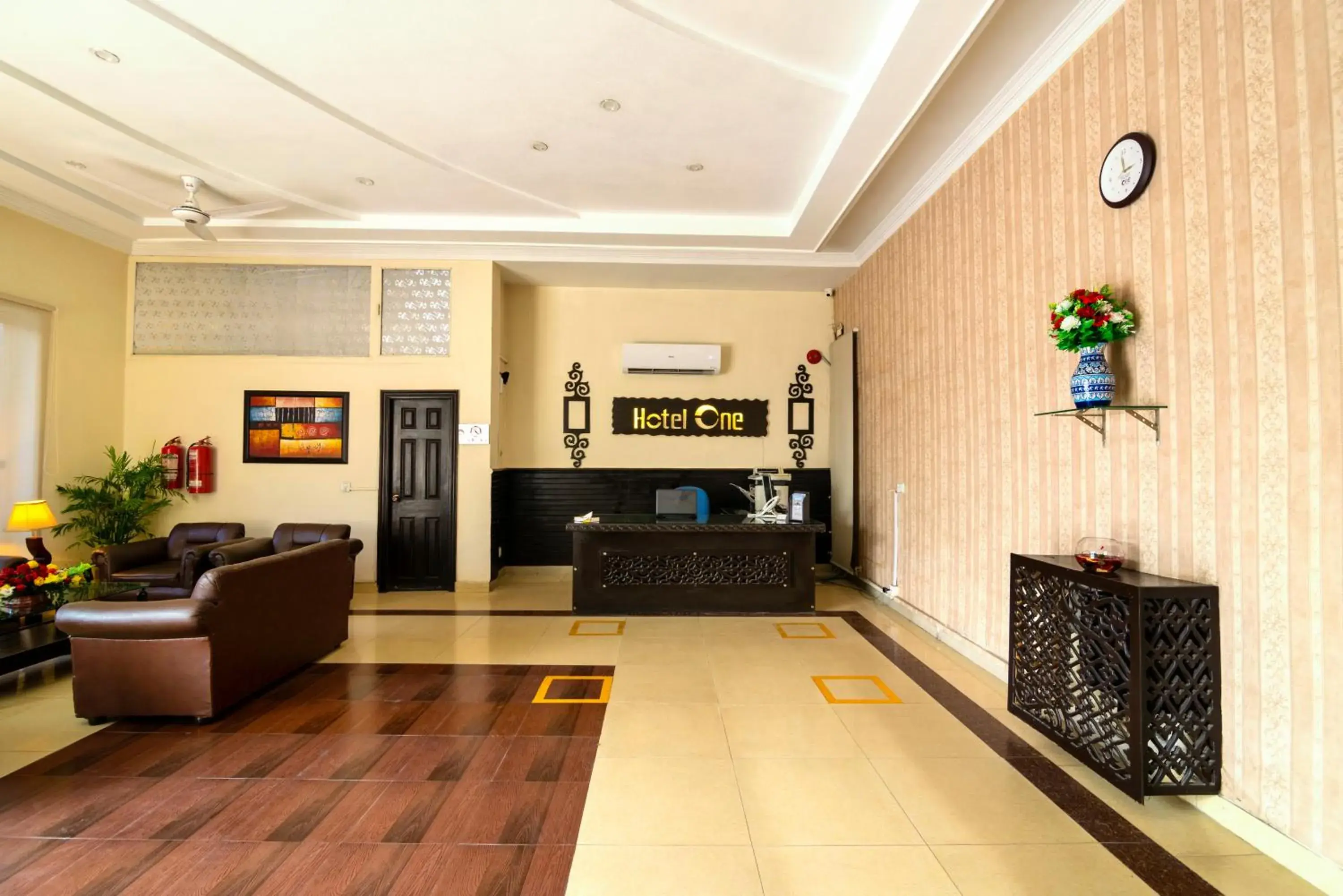 Lobby or reception in Hotel One Lalazar Multan Lobby or reception in Hotel One Lalazar Multan