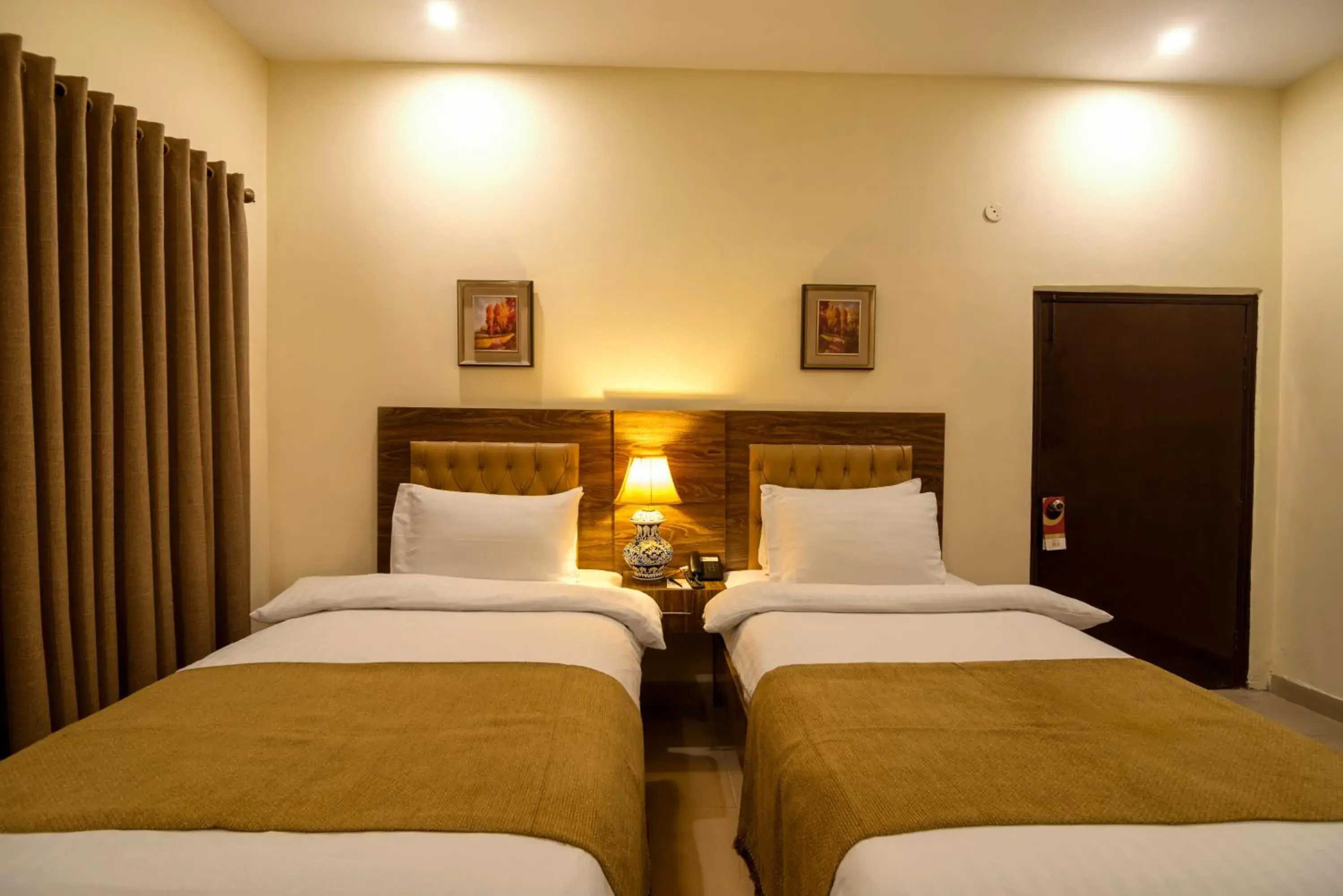 Bedroom, Bed in Hotel One Lalazar Multan Bedroom, Bed in Hotel One Lalazar Multan