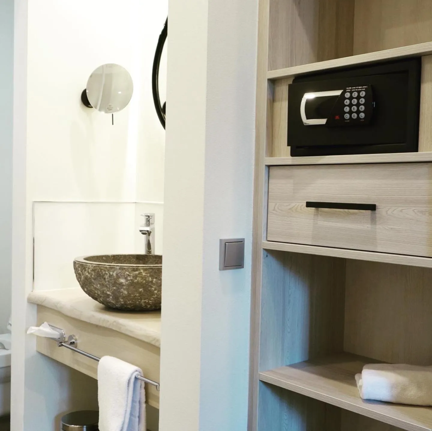 Bathroom in Hotel Monika