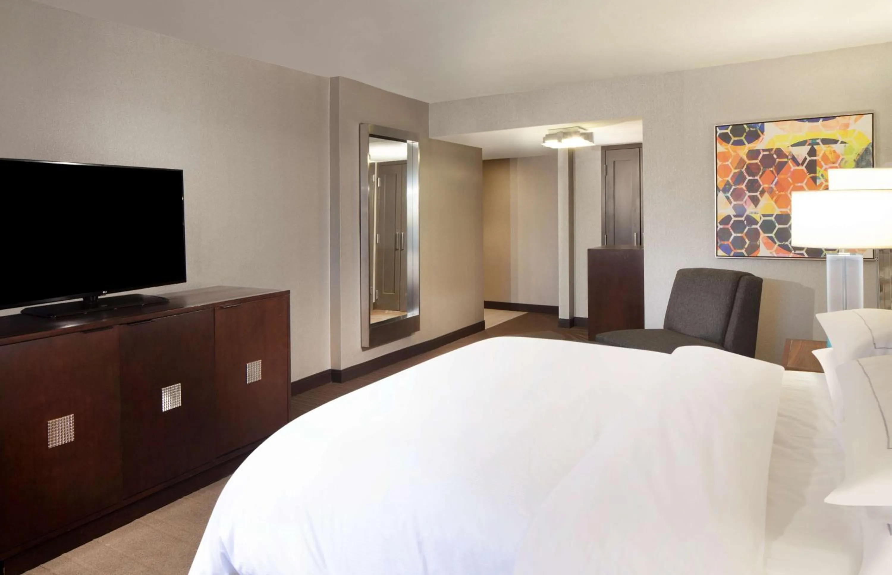 Bedroom, Bed in Hilton Parsippany