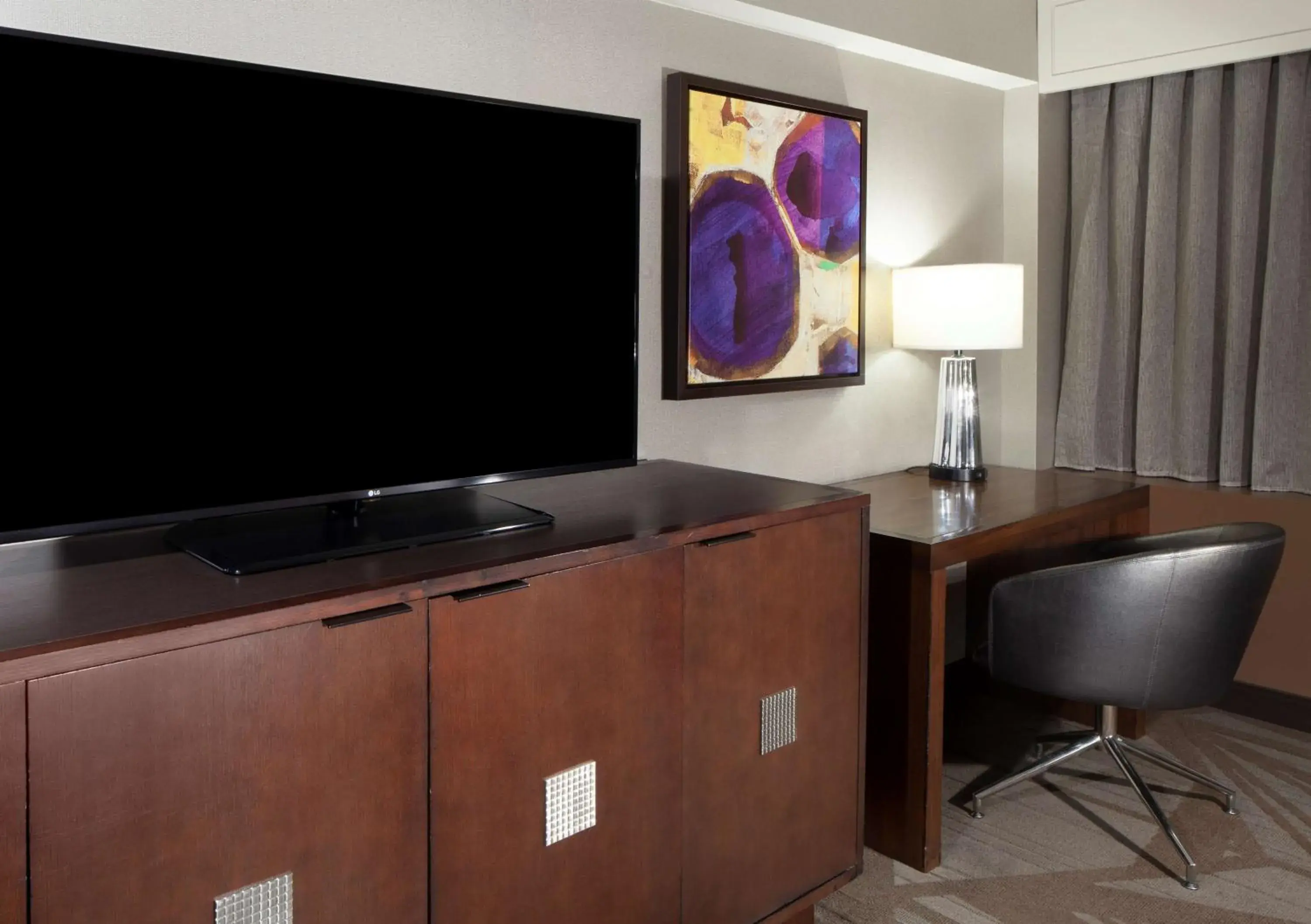 Double Room with Two Double Beds - Mobility Access in Hilton Parsippany Double Room with Two Double Beds - Mobility Access in Hilton Parsippany