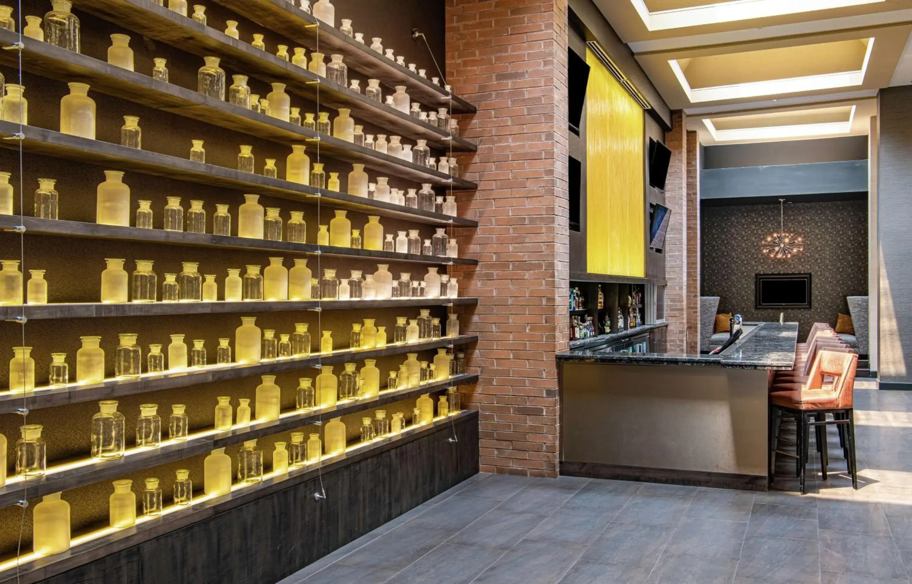 Lounge or bar in Hilton Parsippany Lounge or bar in Hilton Parsippany