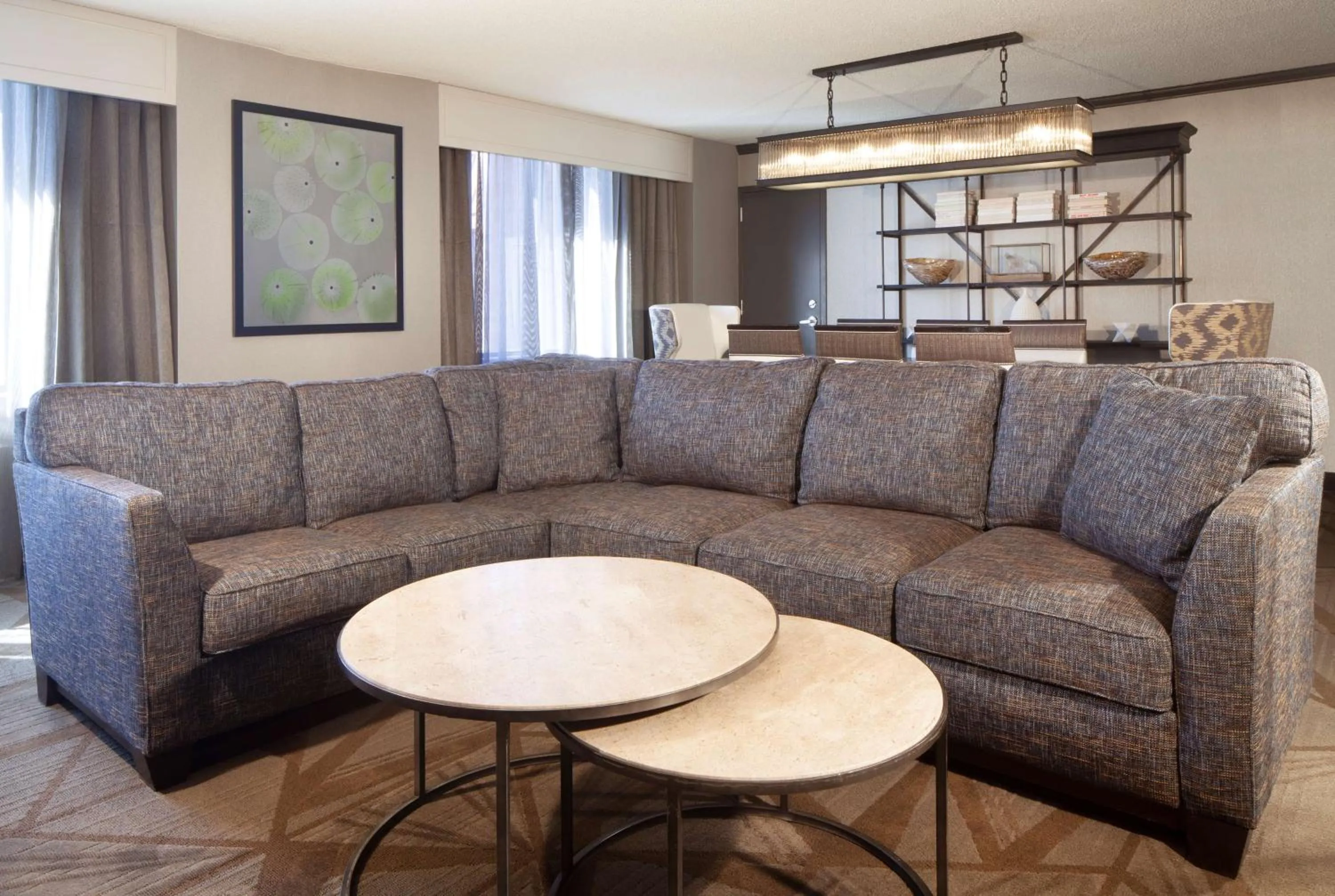 Living room in Hilton Parsippany