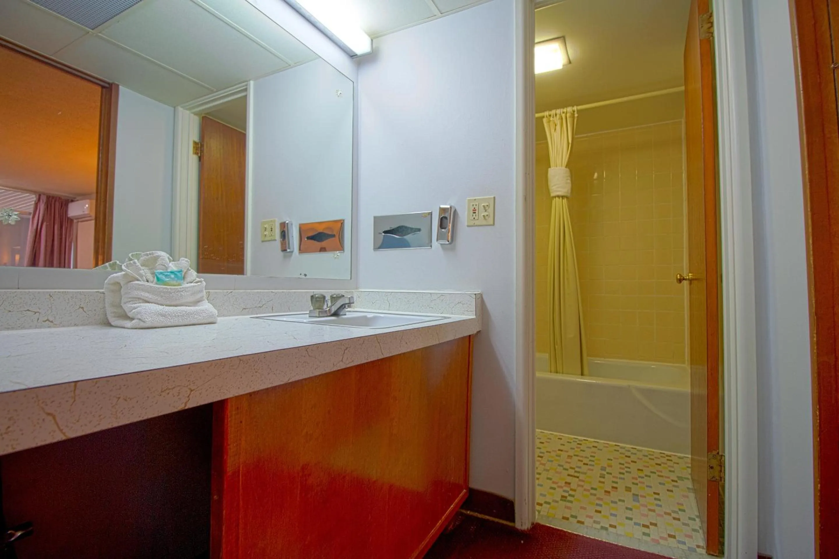 Bathroom in HomeTown Inn By OYO - Liberal, KS