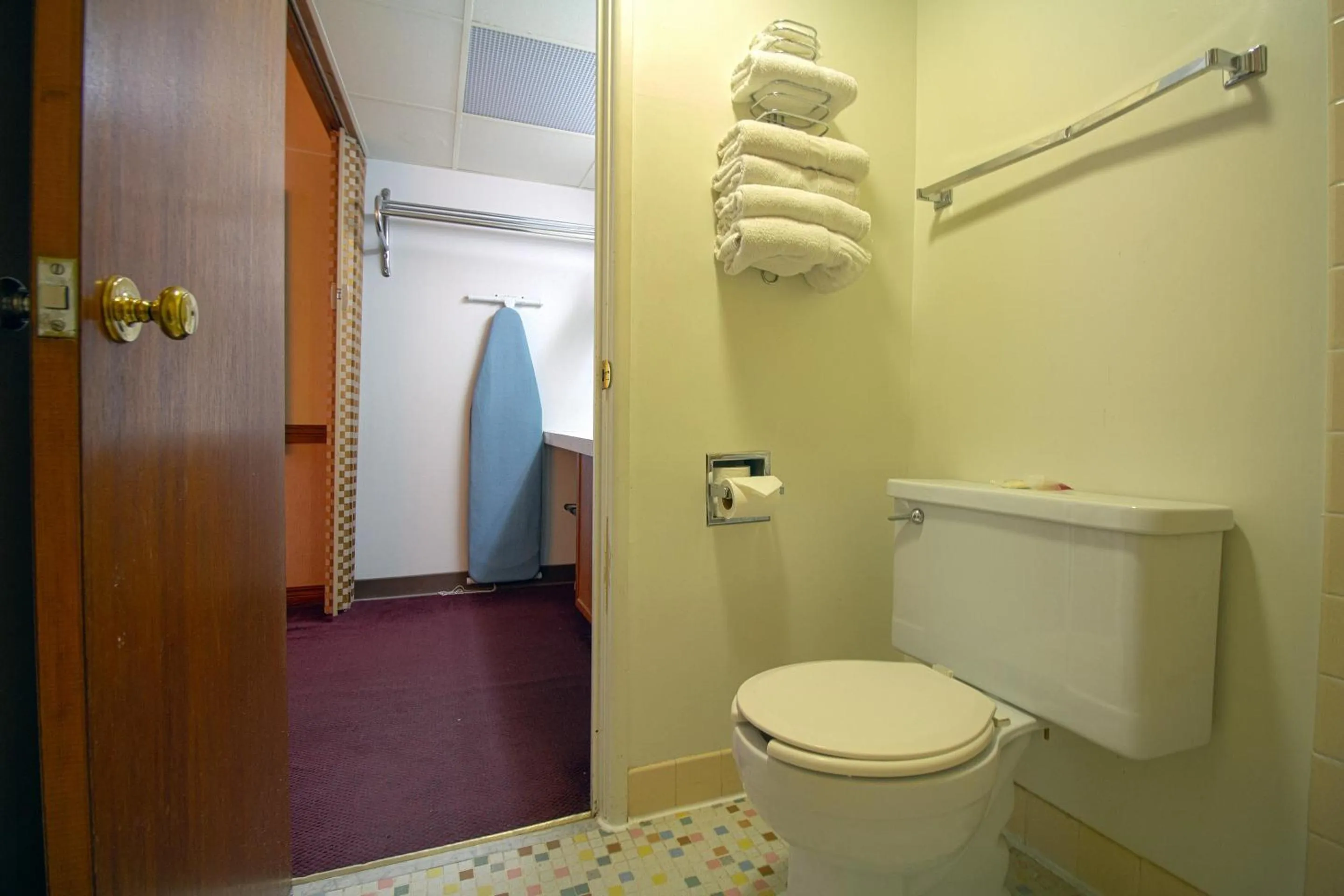 Bathroom in HomeTown Inn By OYO - Liberal, KS