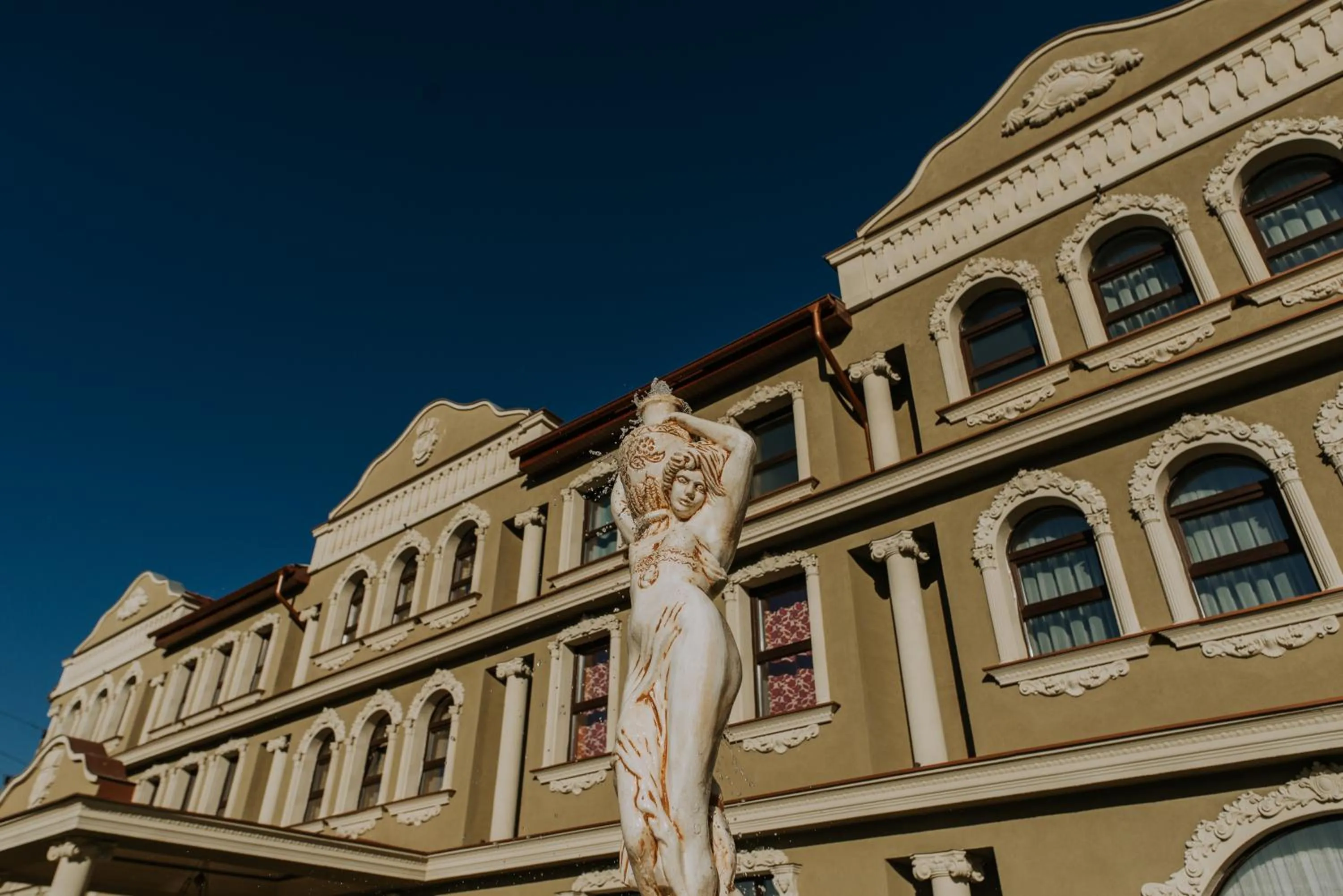 Property building in Regal Beius