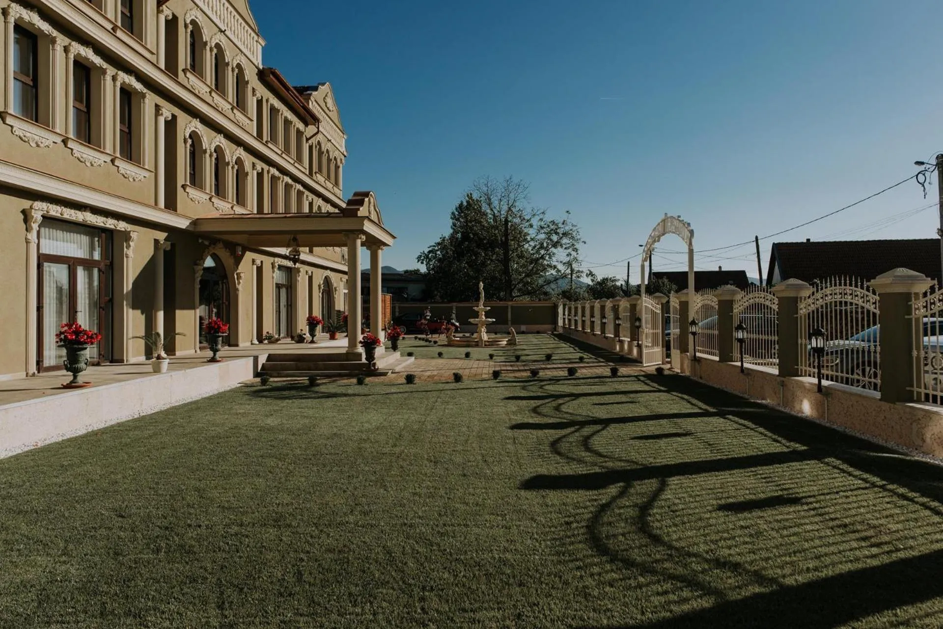 Property building in Regal Beius