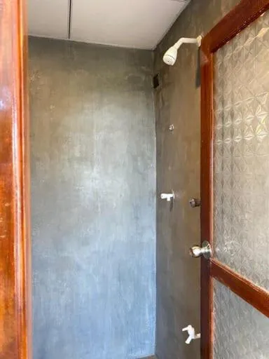 Shower in Sky Mountain Café with seaview