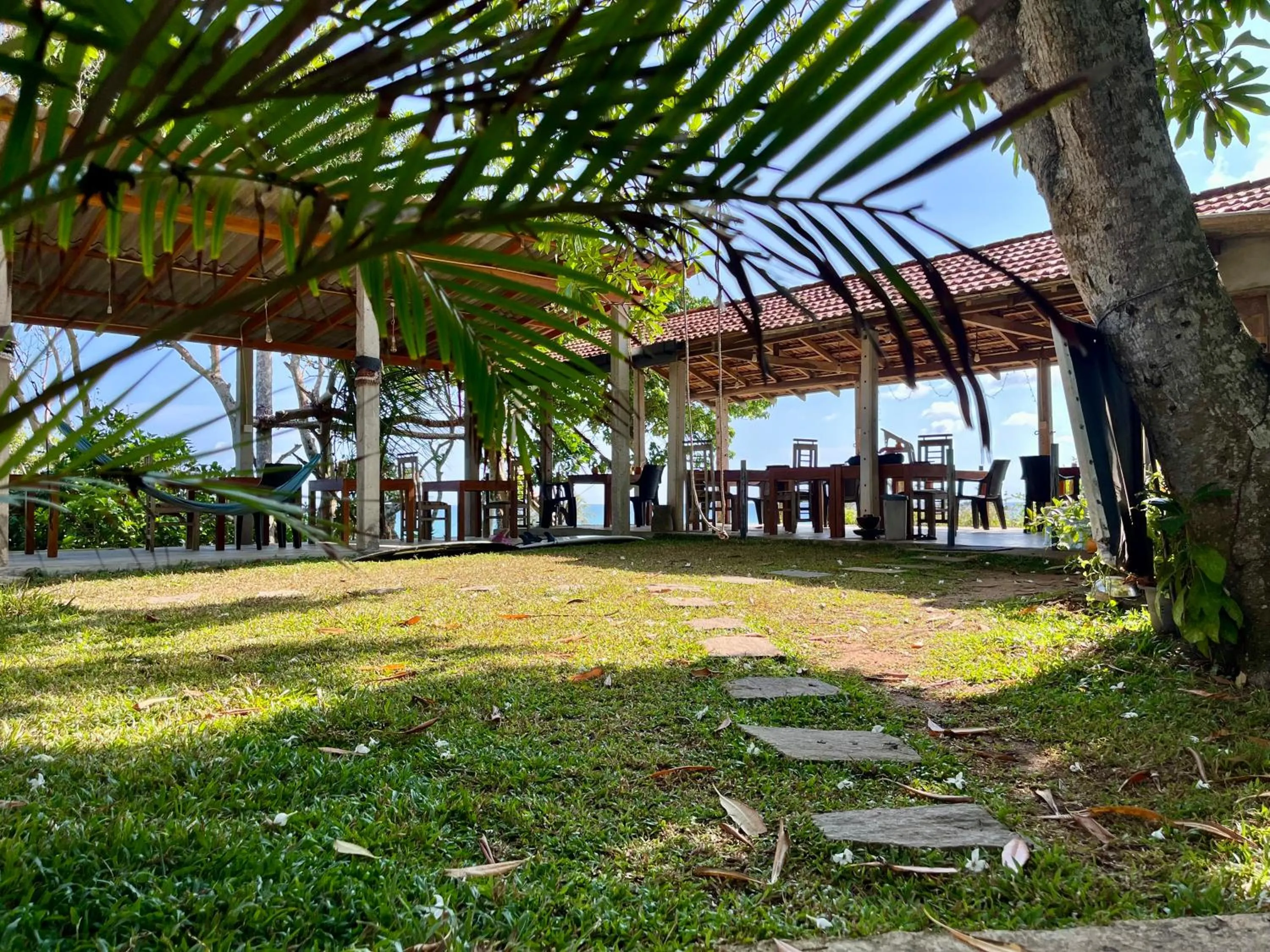 Sky Mountain Café with seaview