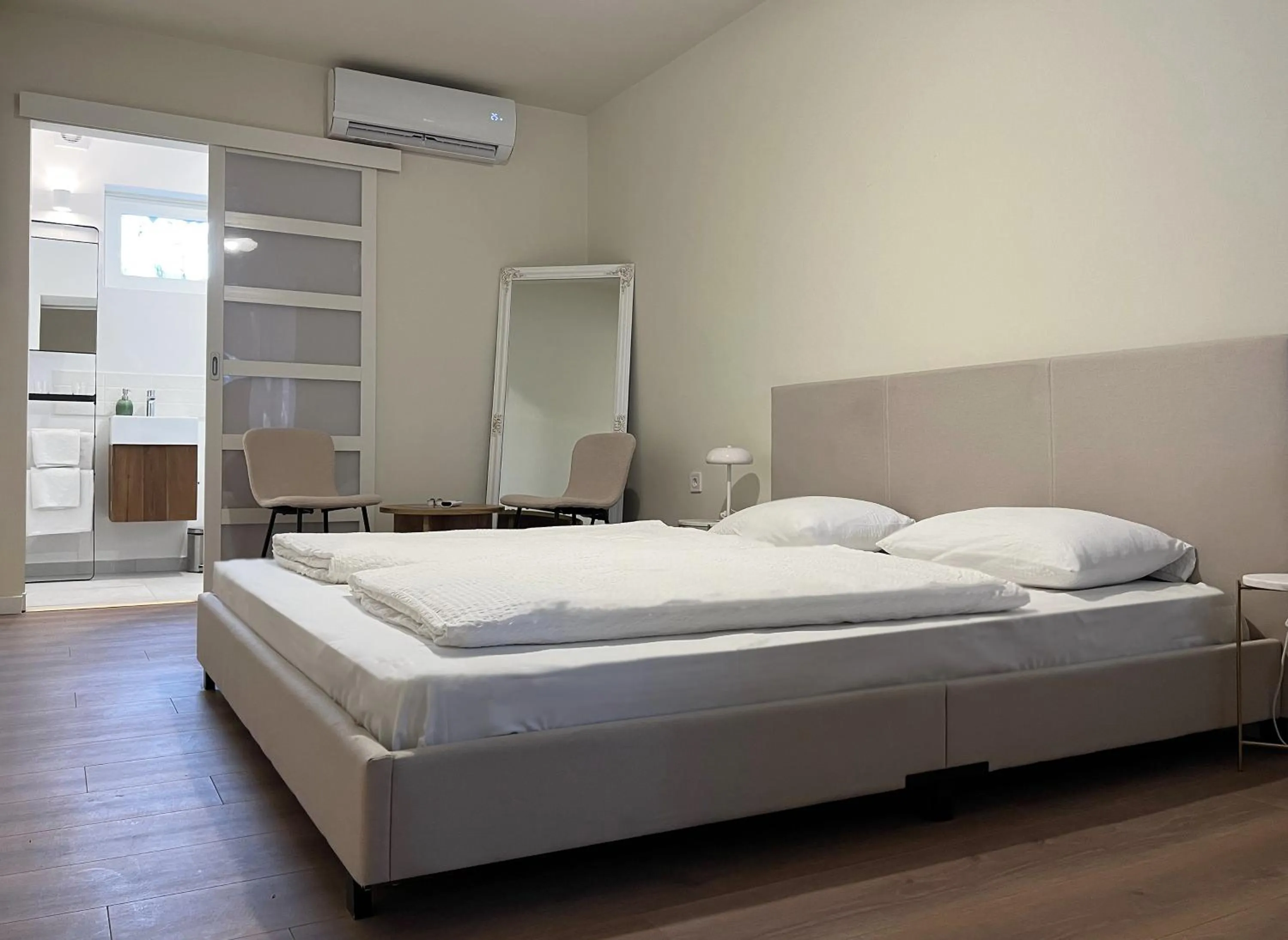 Bed in Nussbaum Panzió