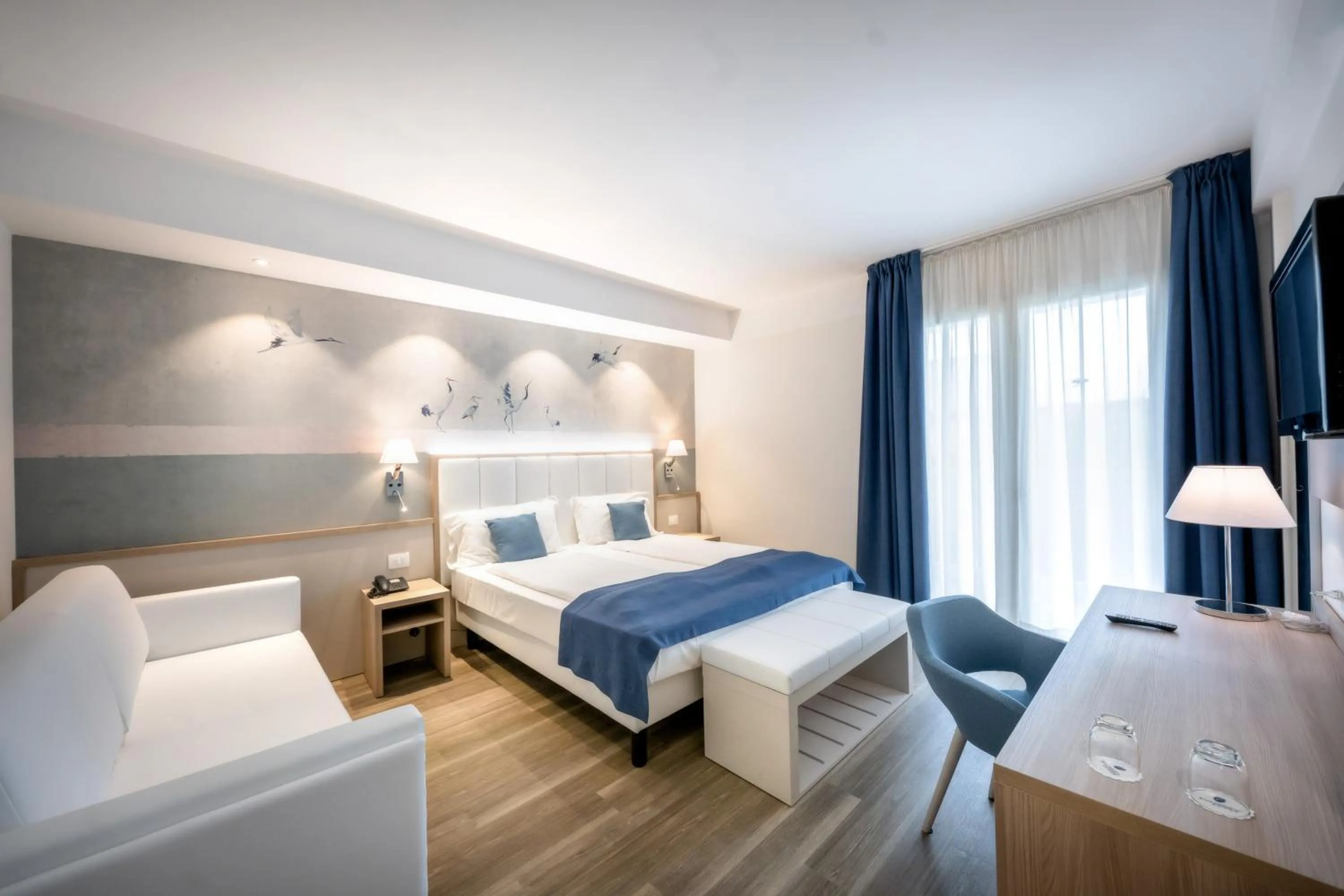 Bed in International Beach Hotel