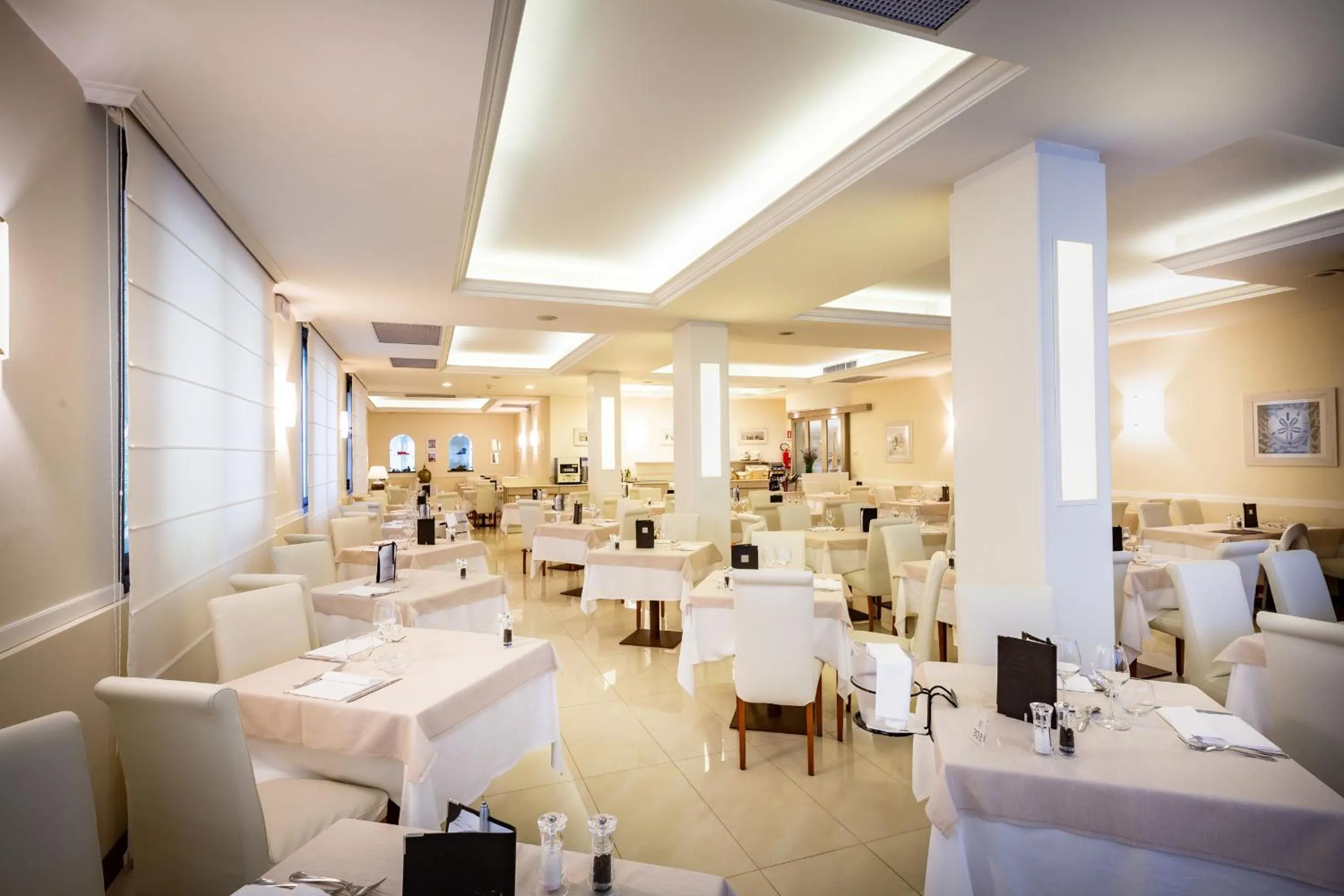 Dining area in International Beach Hotel