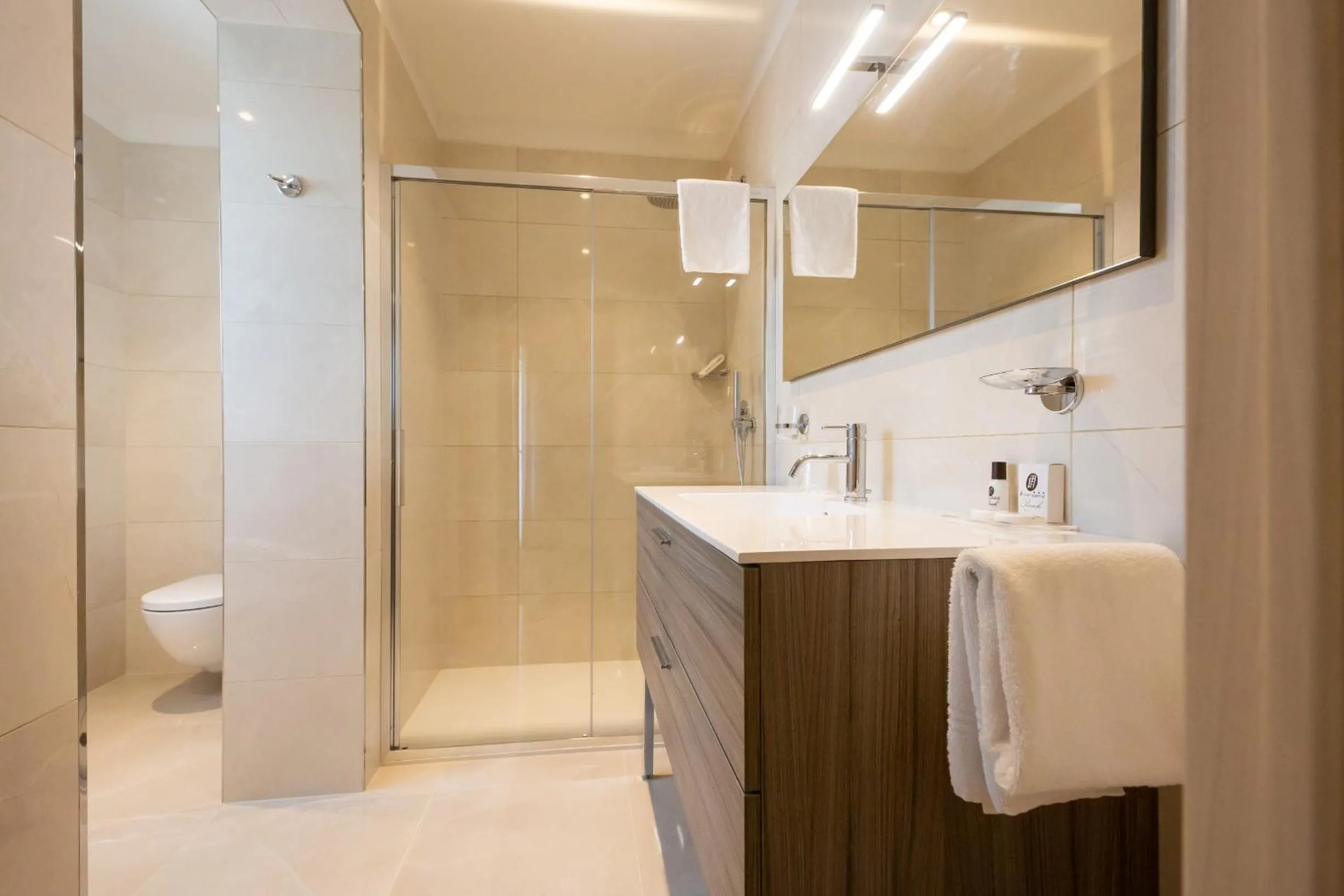 Bathroom in International Beach Hotel