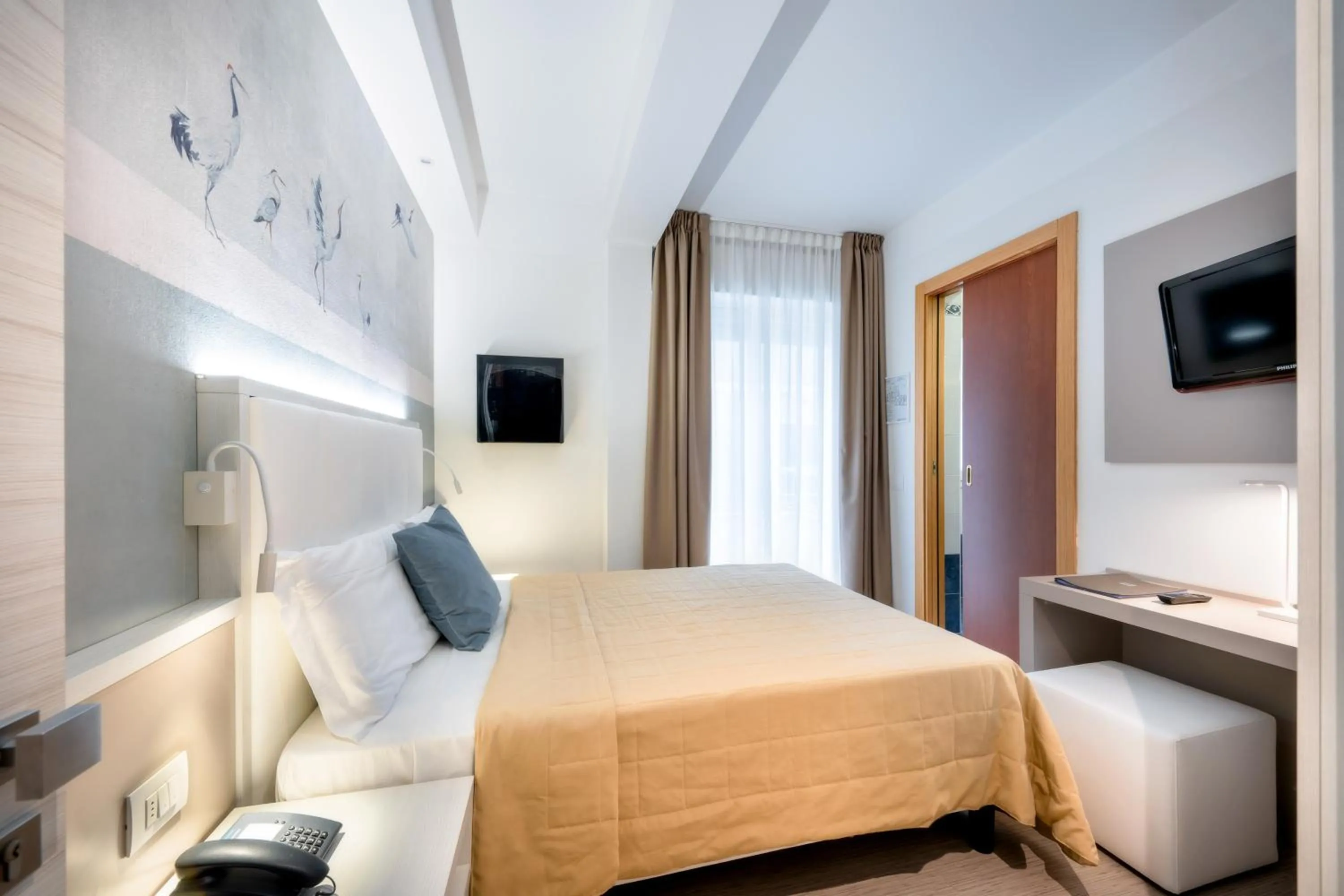 Bed in International Beach Hotel
