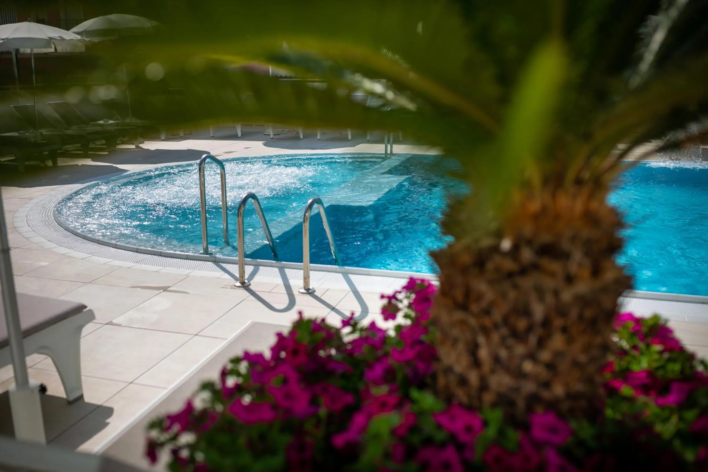 Swimming pool in International Beach Hotel