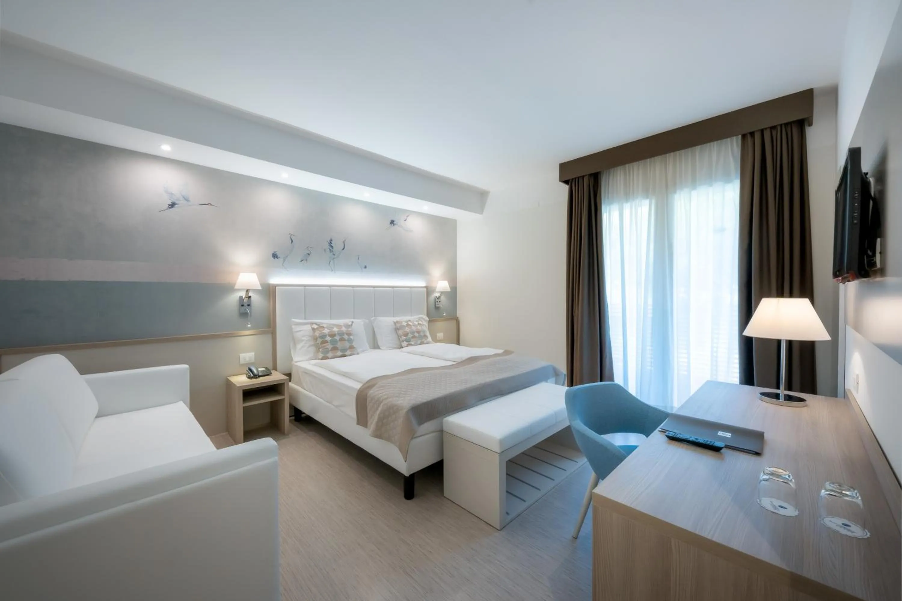 Bed in International Beach Hotel