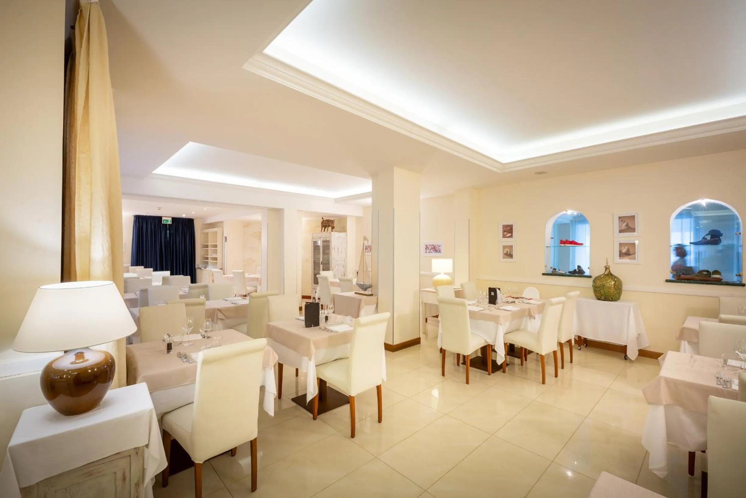 Dining area in International Beach Hotel